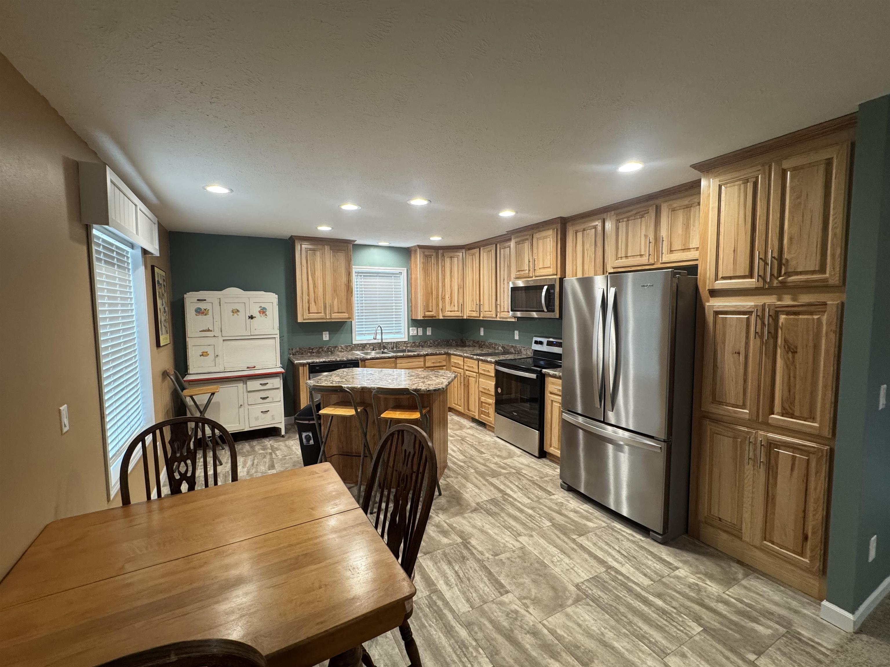 115 1st Street Property Photo 12