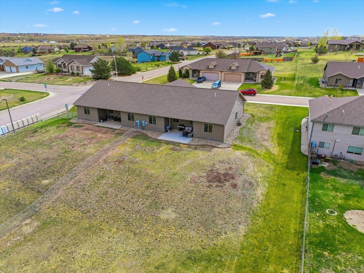 22737b Rando Court Property Photo 22