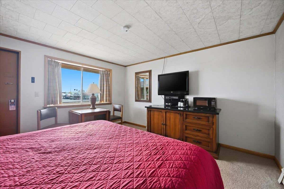 101 N Park Avenue Property Photo 20