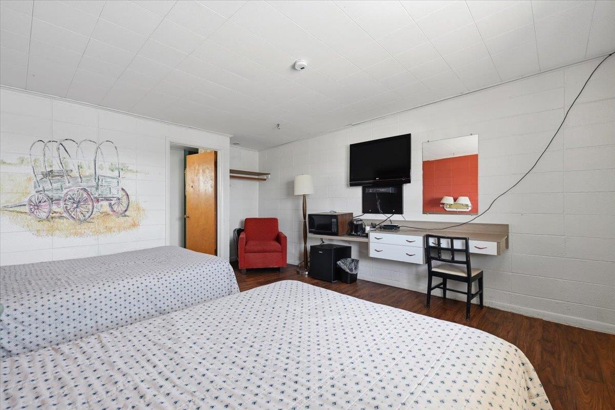 101 N Park Avenue Property Photo 28