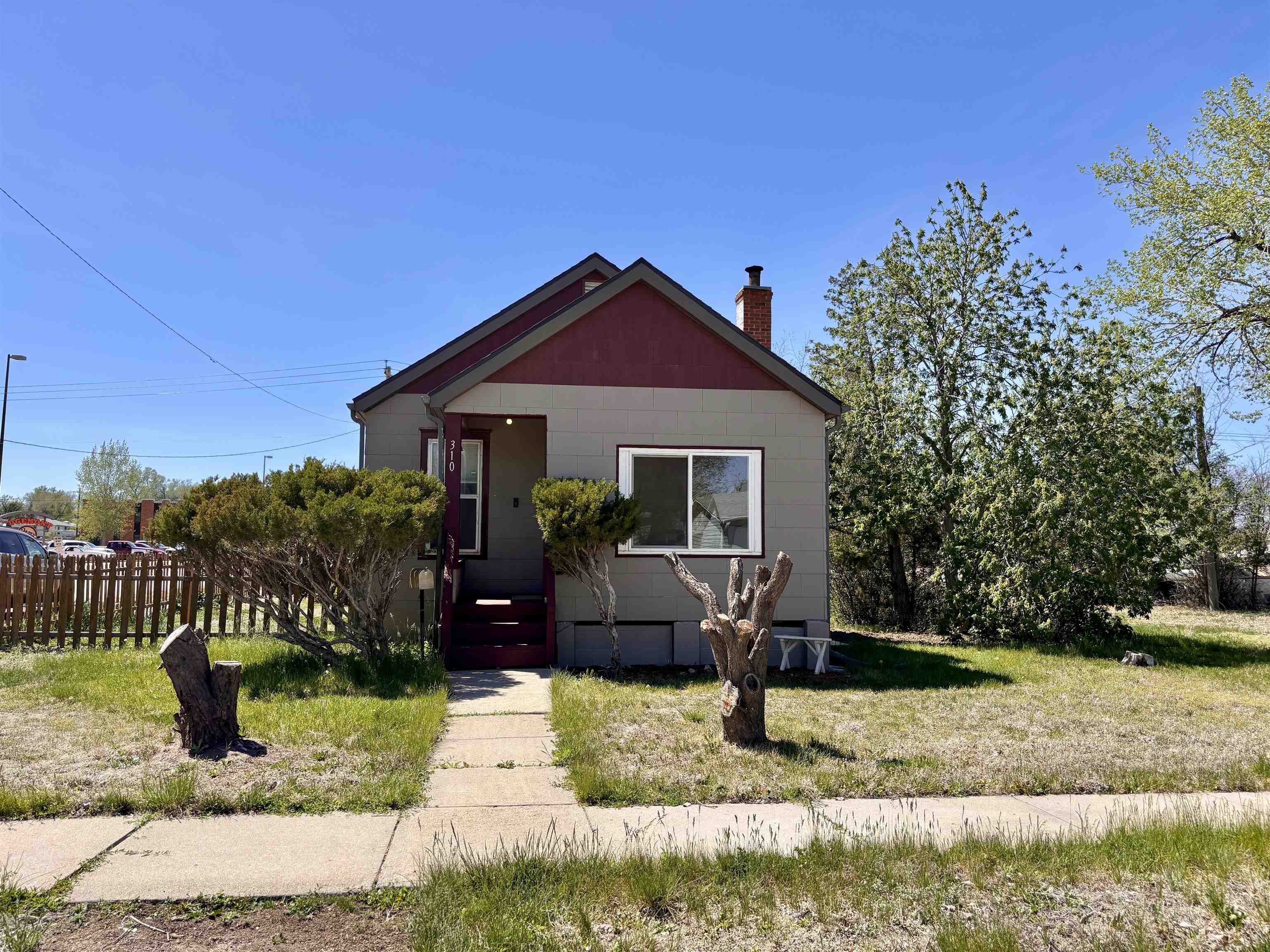 310 7th Avenue Property Photo 6
