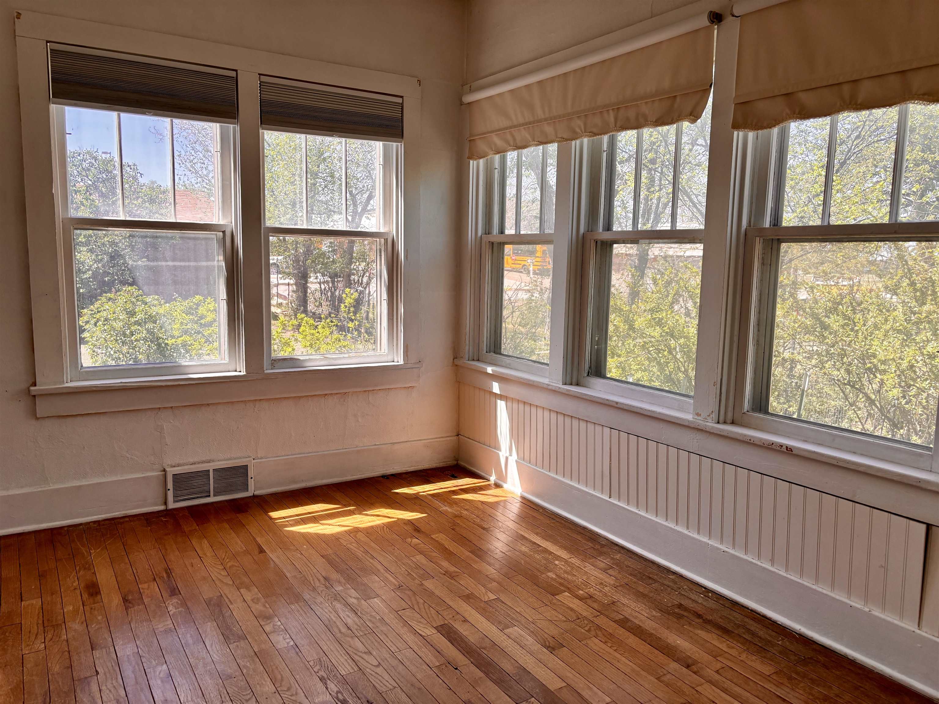 310 7th Avenue Property Photo 15
