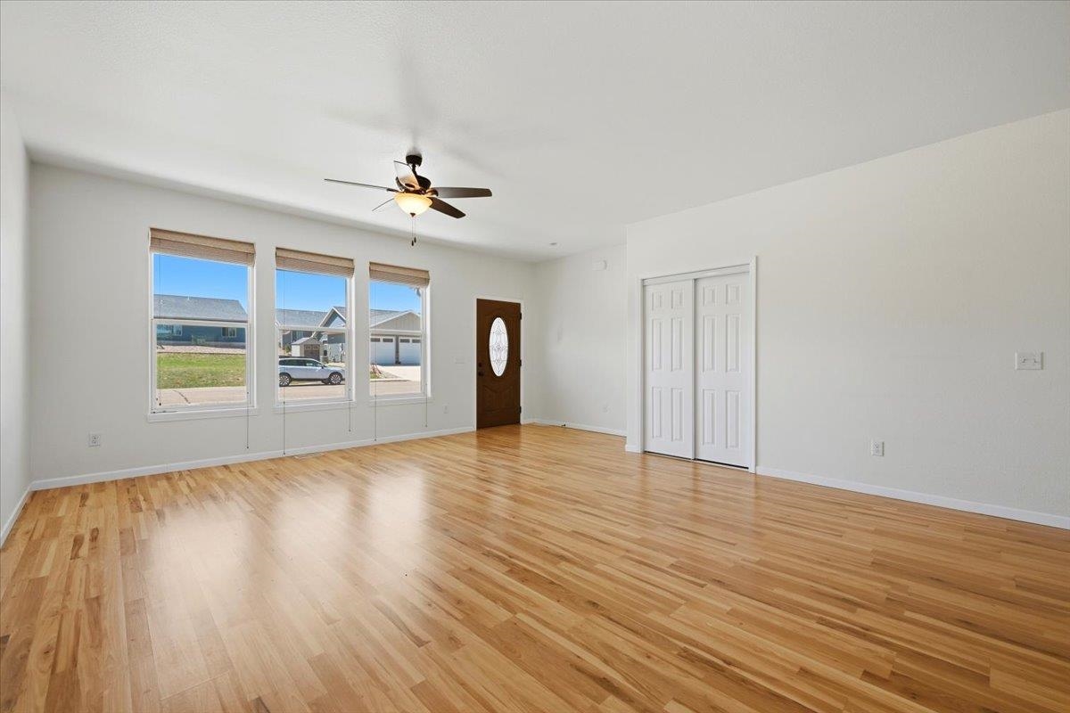 2214 Split Rock Drive Property Photo 3