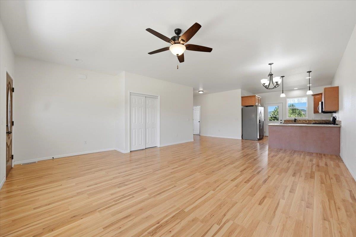 2214 Split Rock Drive Property Photo 4