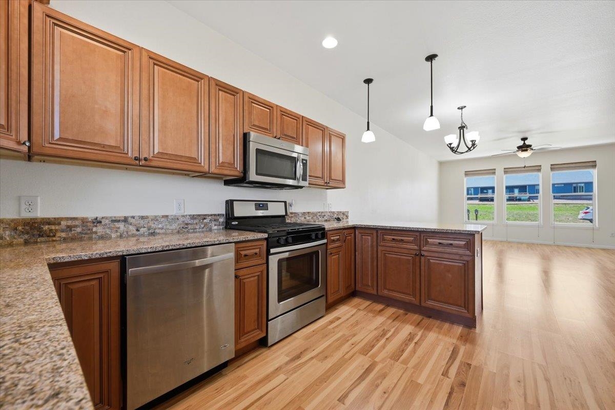 2214 Split Rock Drive Property Photo 6