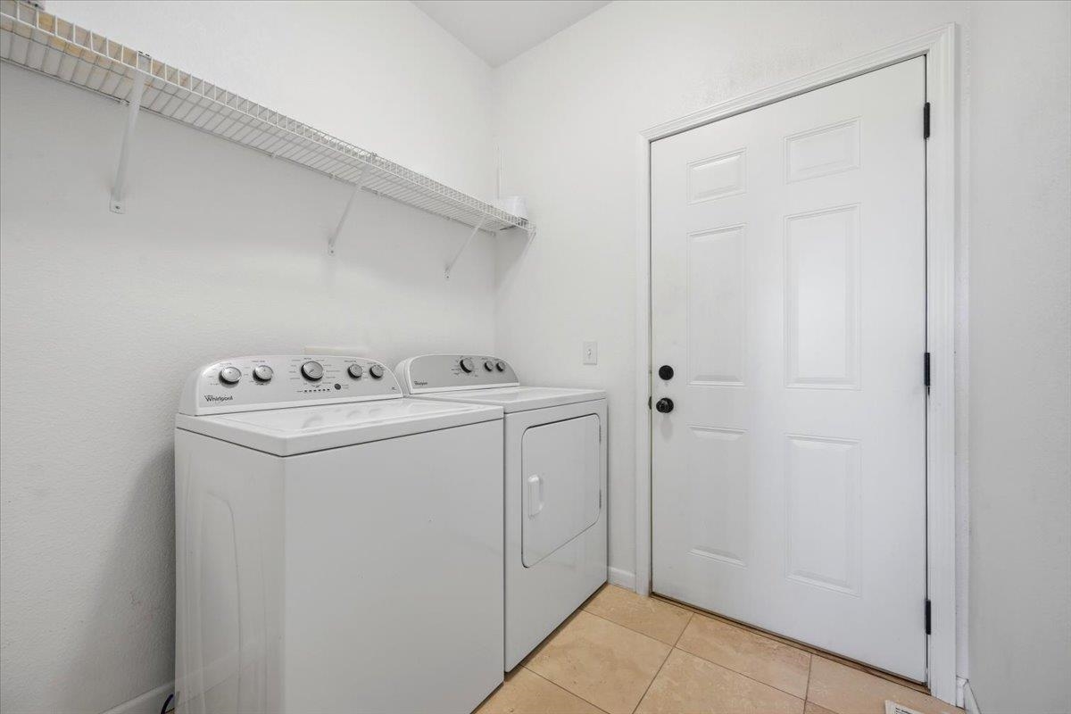 2214 Split Rock Drive Property Photo 16