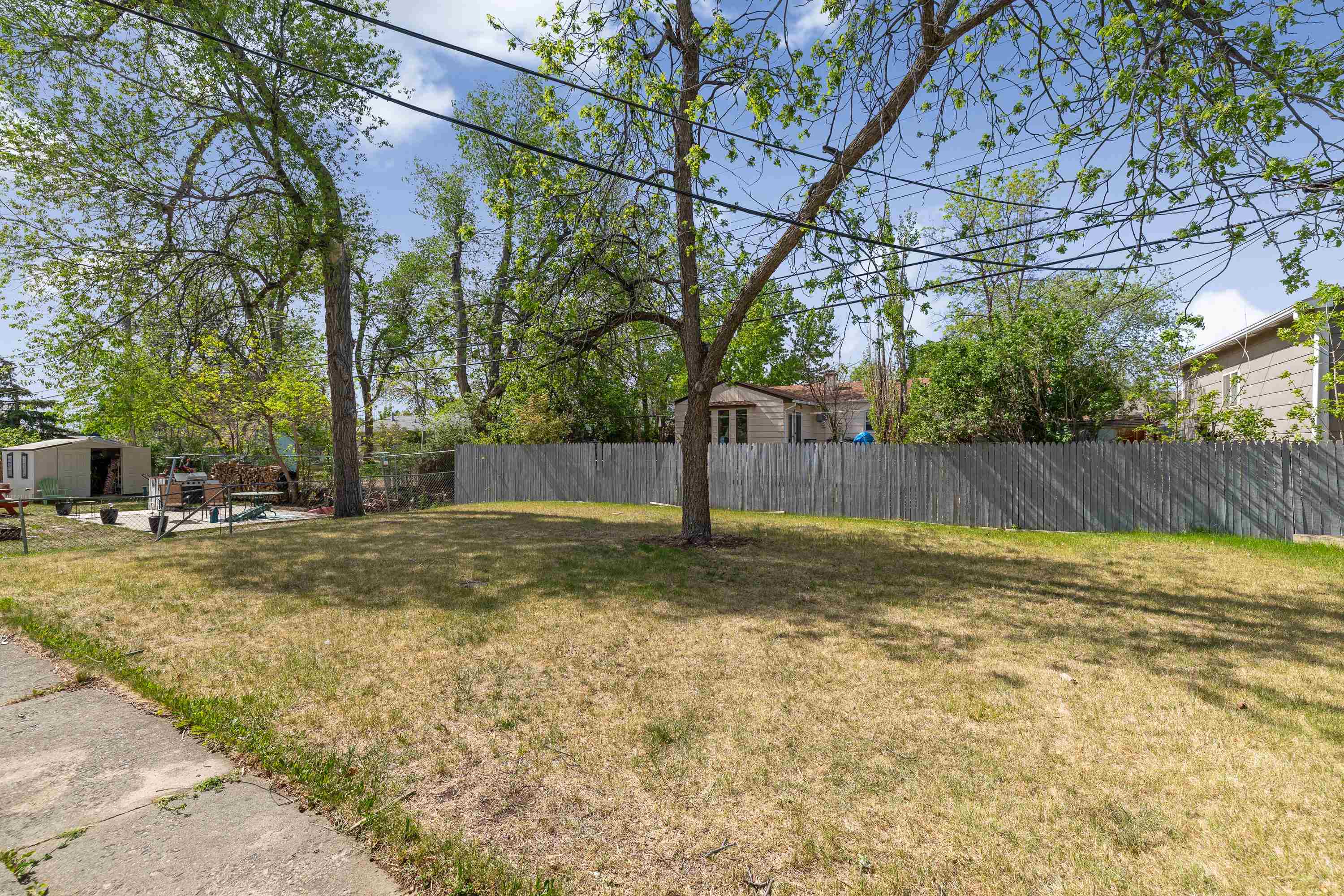 429 E Idaho Street Property Photo 16