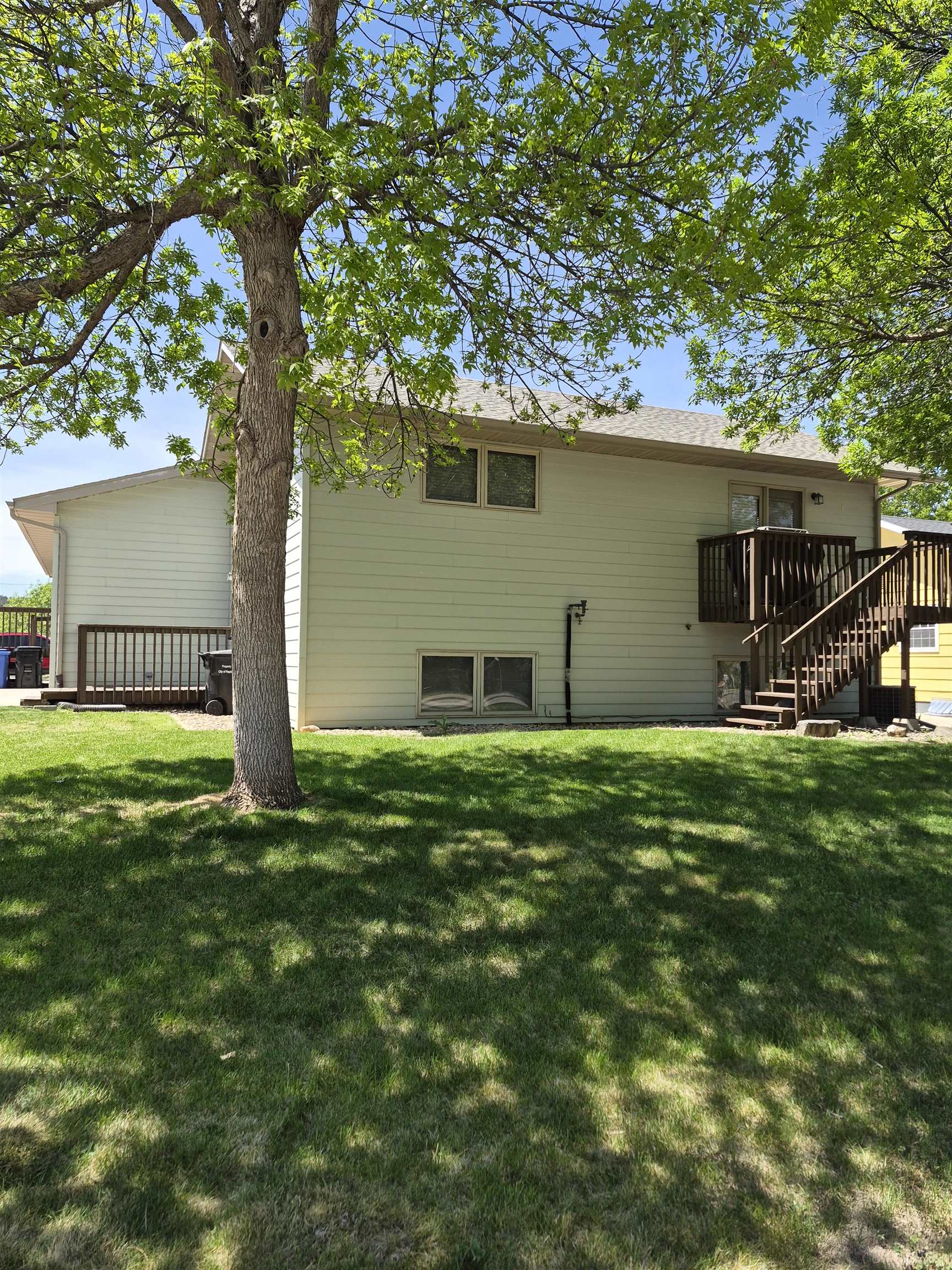 3430 Cottonwood Drive Property Photo 2