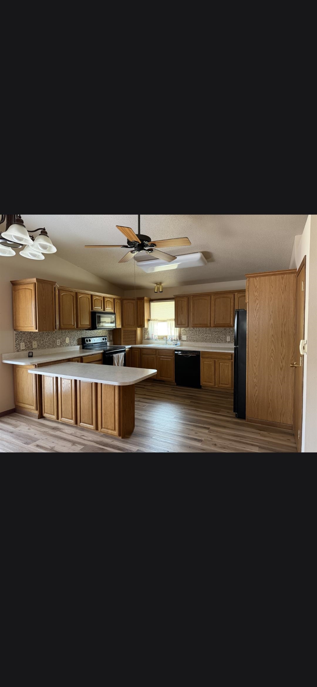 3430 Cottonwood Drive Property Photo 6