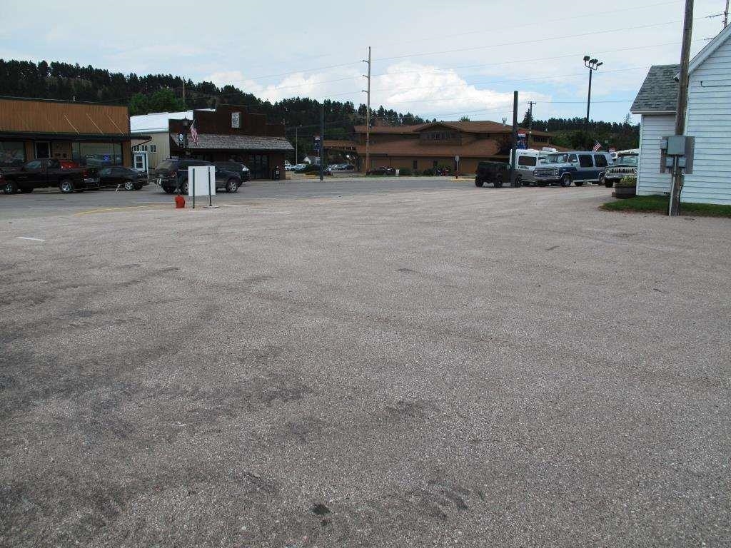 924 Main Street Property Photo 8