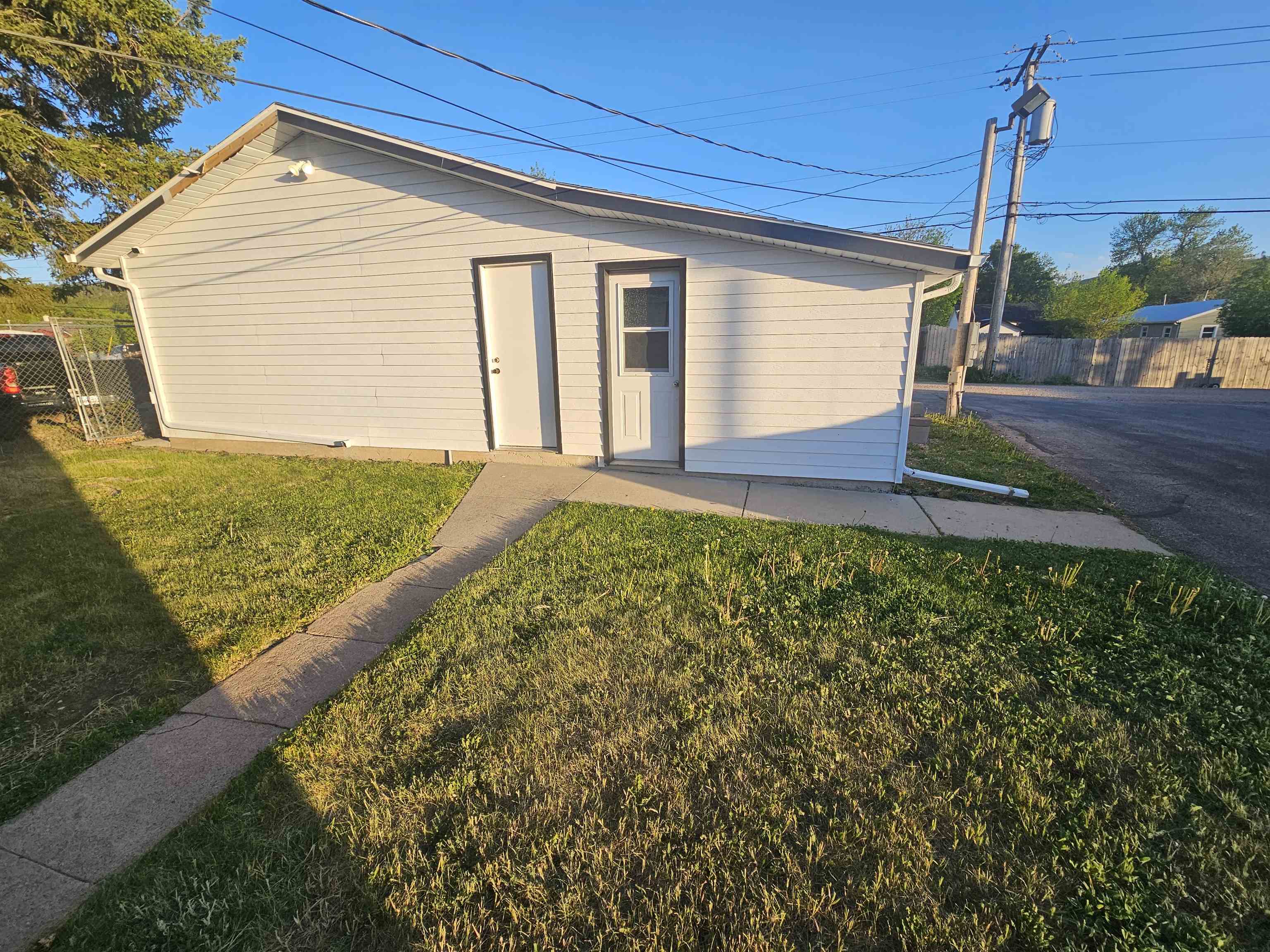 924 Main Street Property Photo 12
