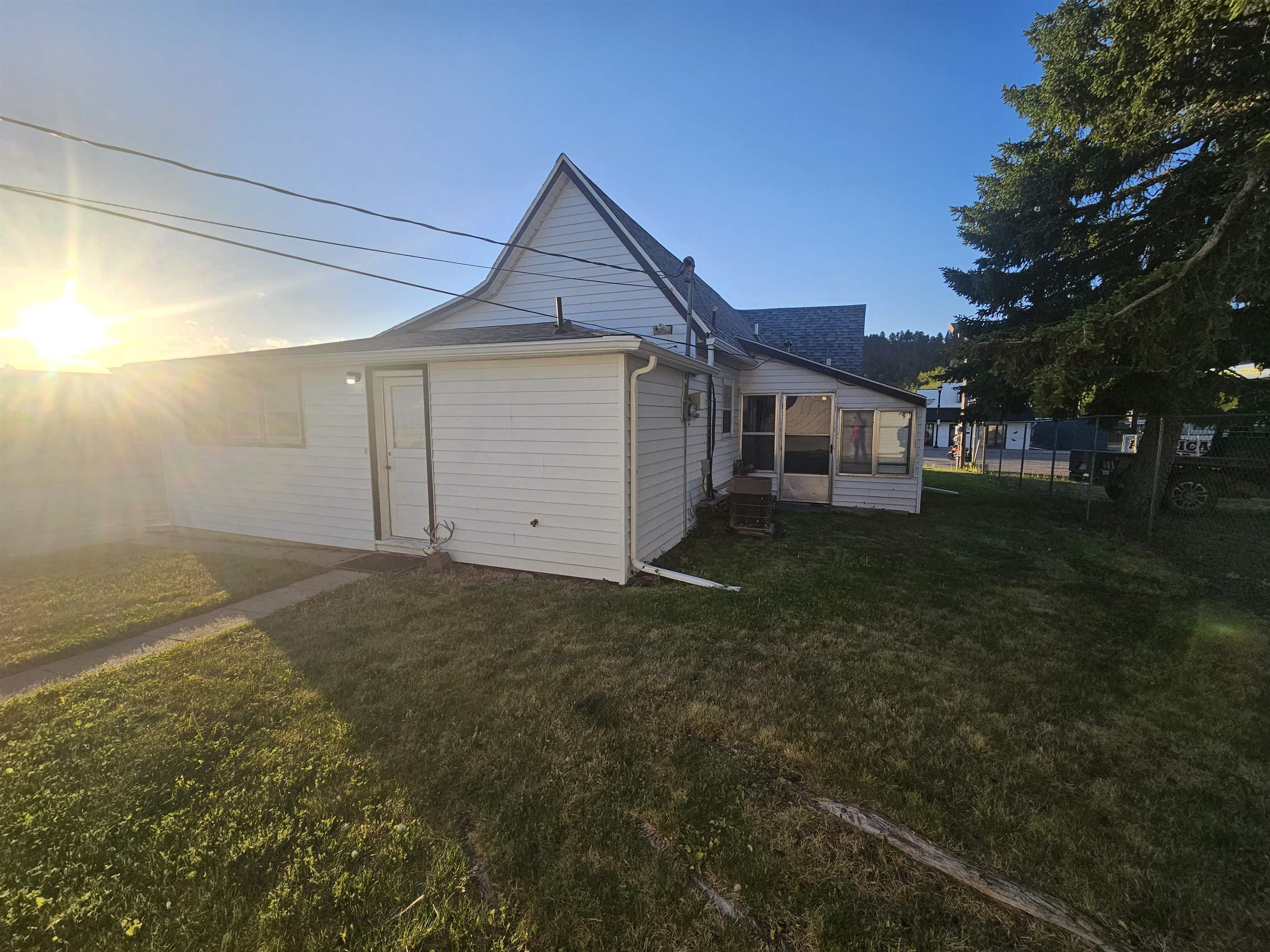 924 Main Street Property Photo 17
