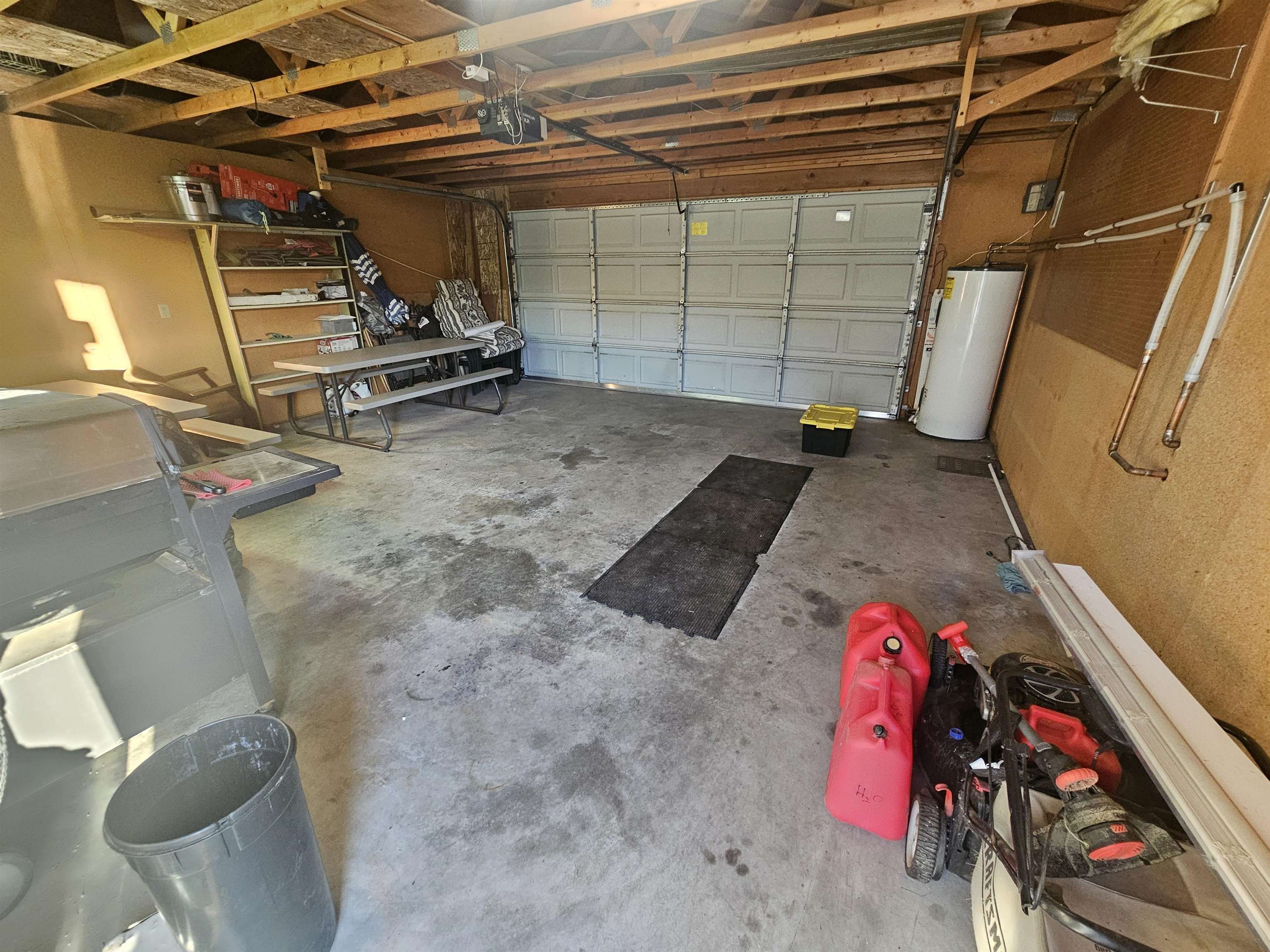 924 Main Street Property Photo 27