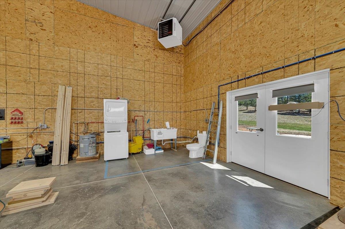 11906 Mountain Lion Lane Property Photo 33