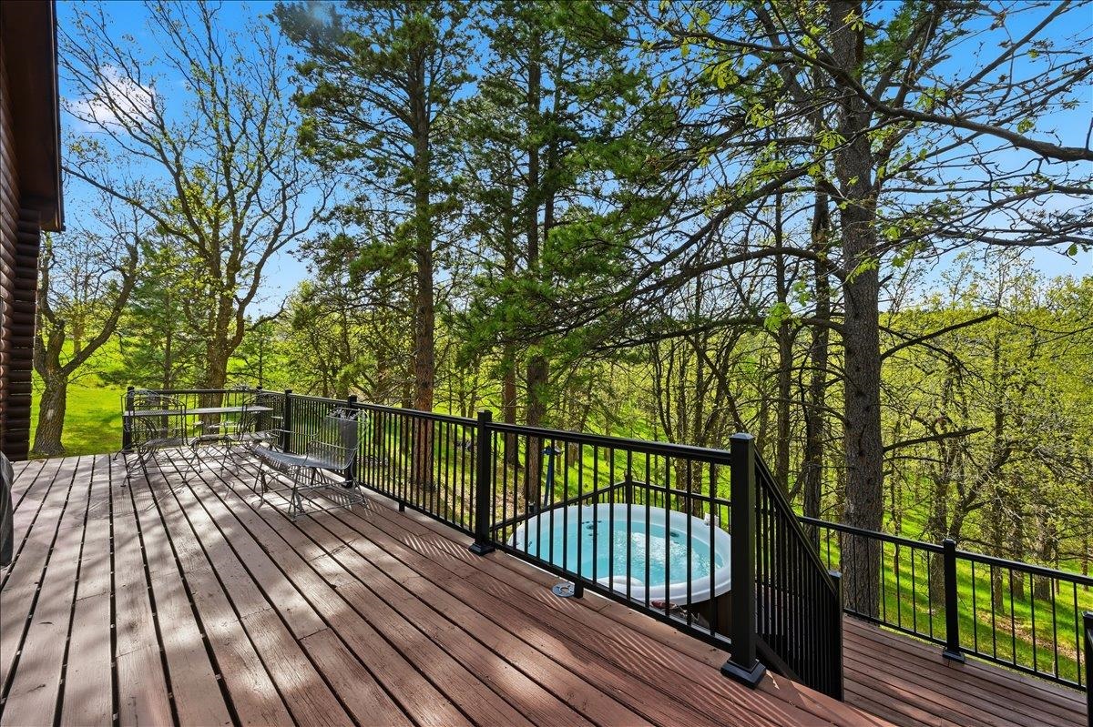 20787 Mountain Court Property Photo 11