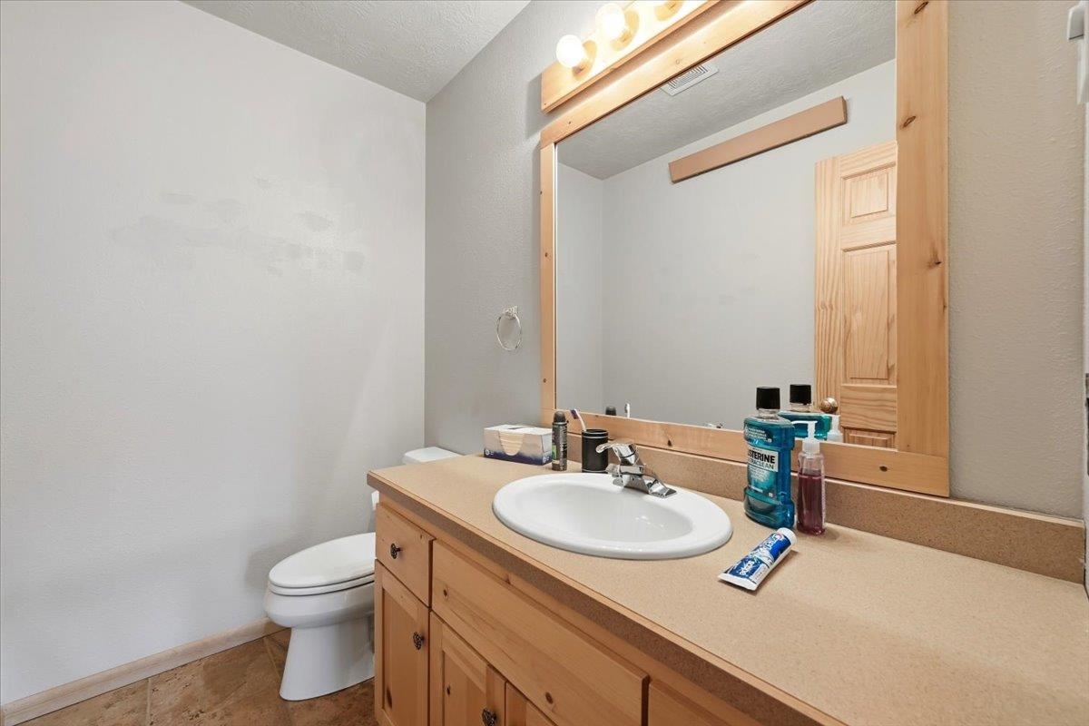 20787 Mountain Court Property Photo 32