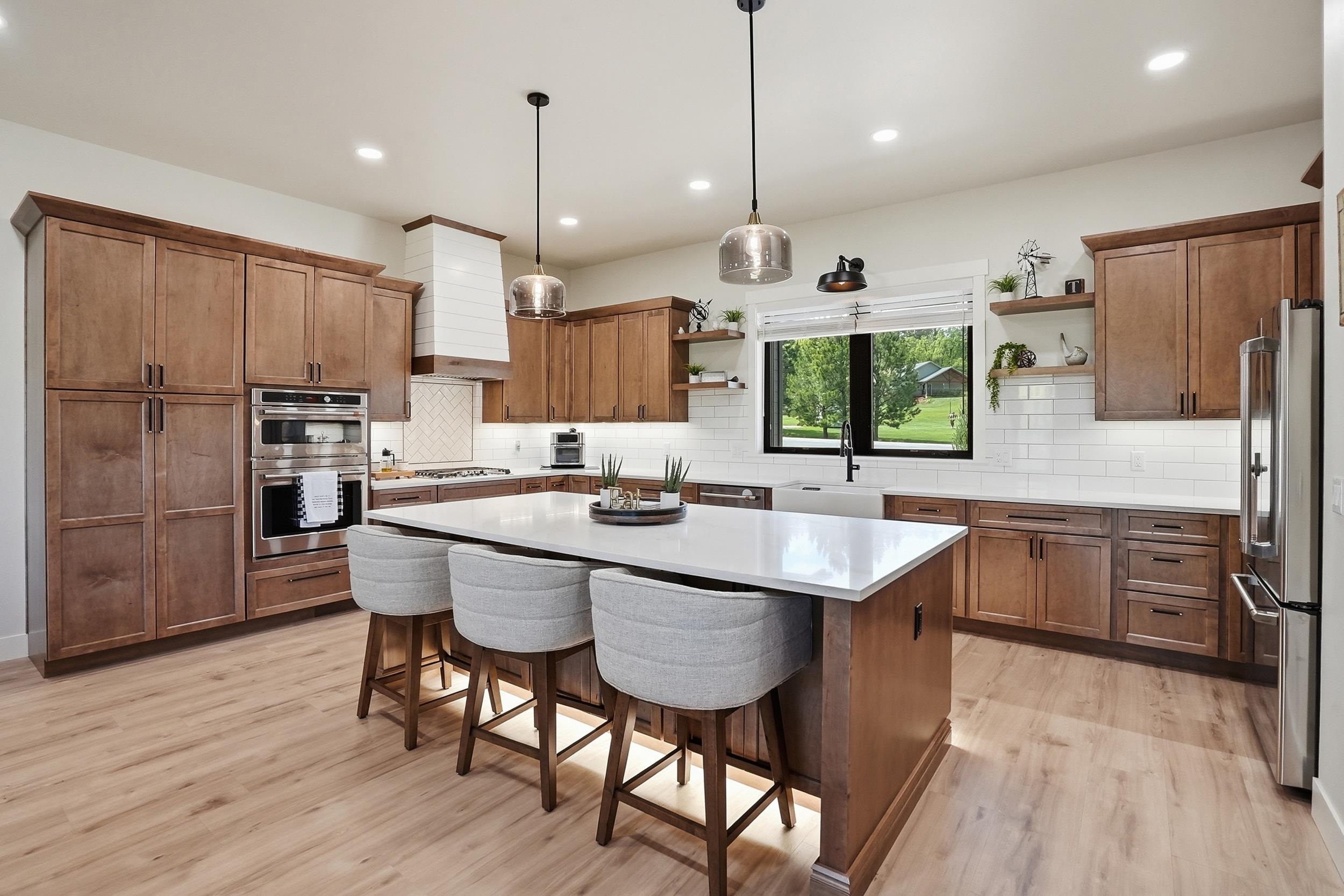 20208 Frog Pond Court Property Photo 11