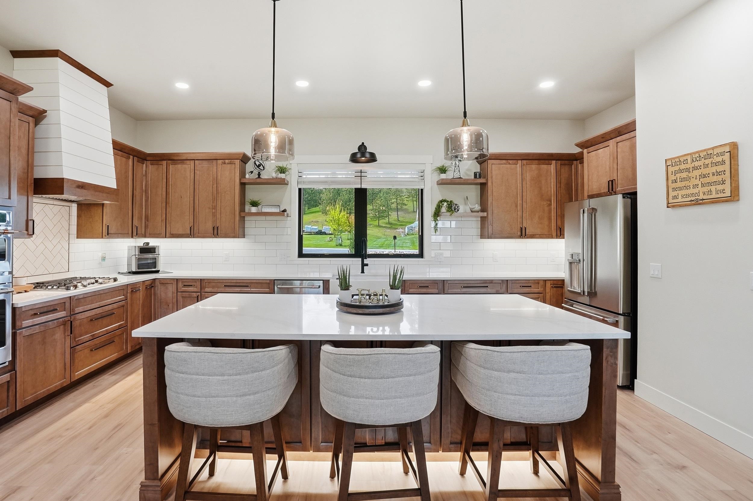 20208 Frog Pond Court Property Photo 12