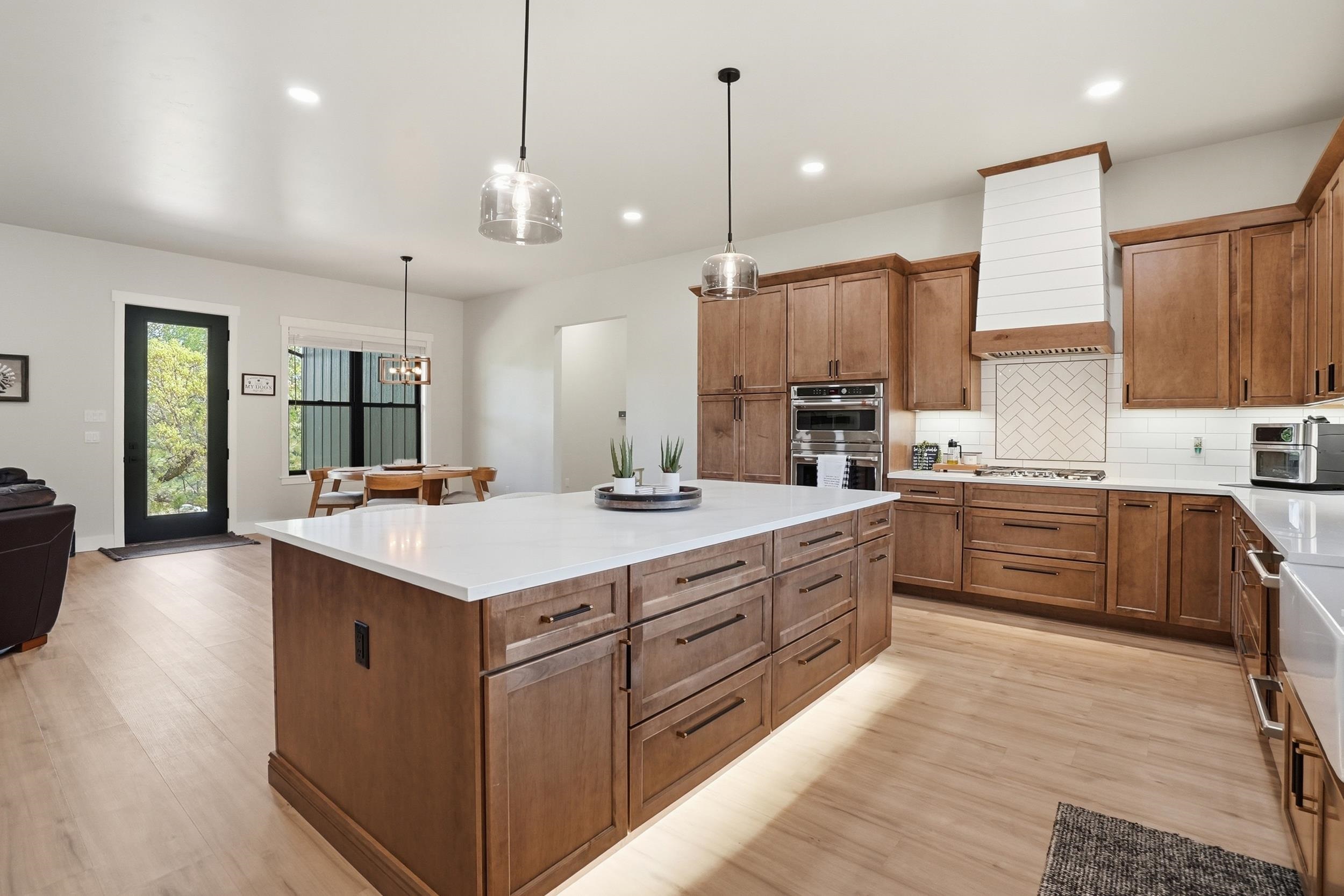 20208 Frog Pond Court Property Photo 15