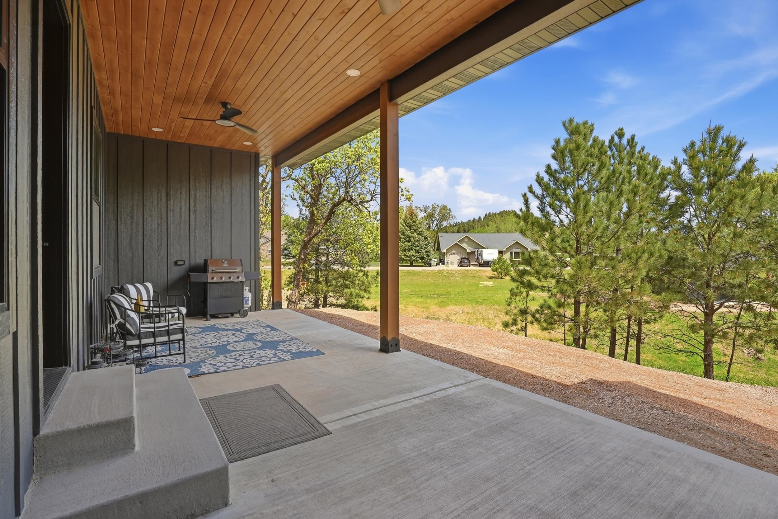 20208 Frog Pond Court Property Photo 30
