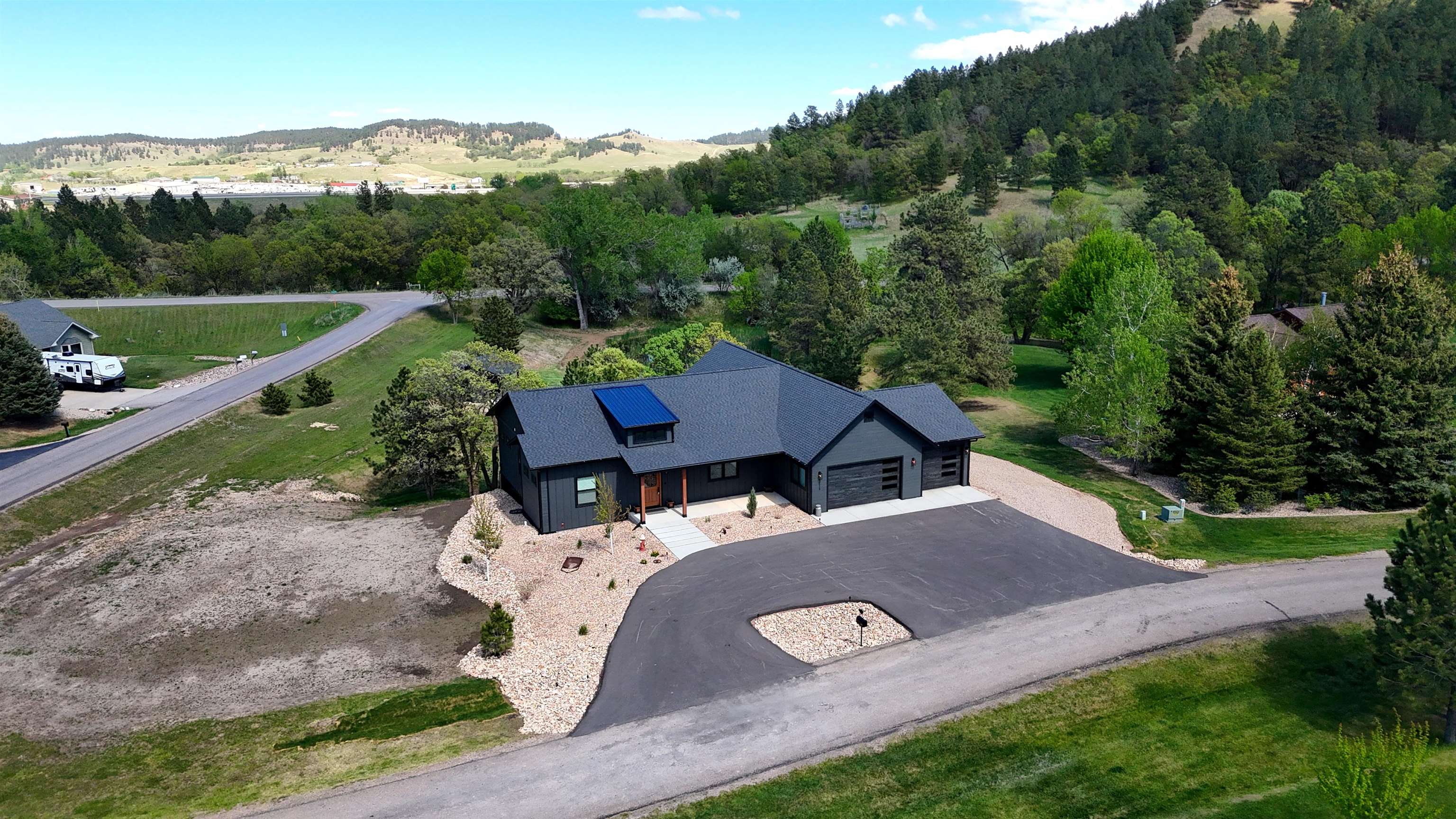 20208 Frog Pond Court Property Photo 42