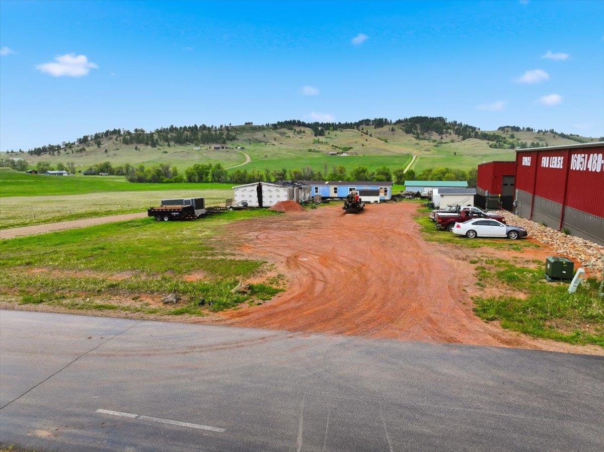 12048 Industry Place Property Photo 9