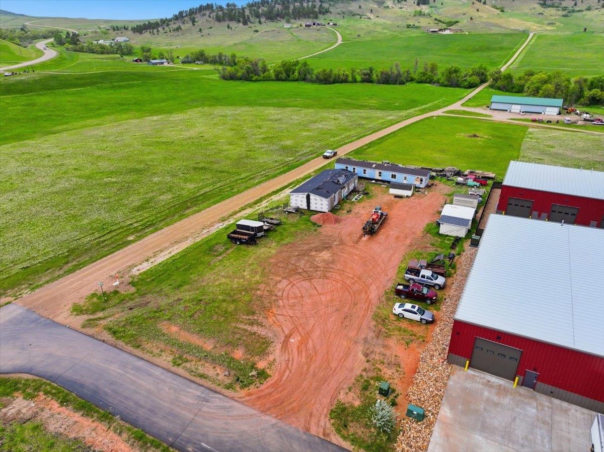12048 Industry Place Property Photo 11