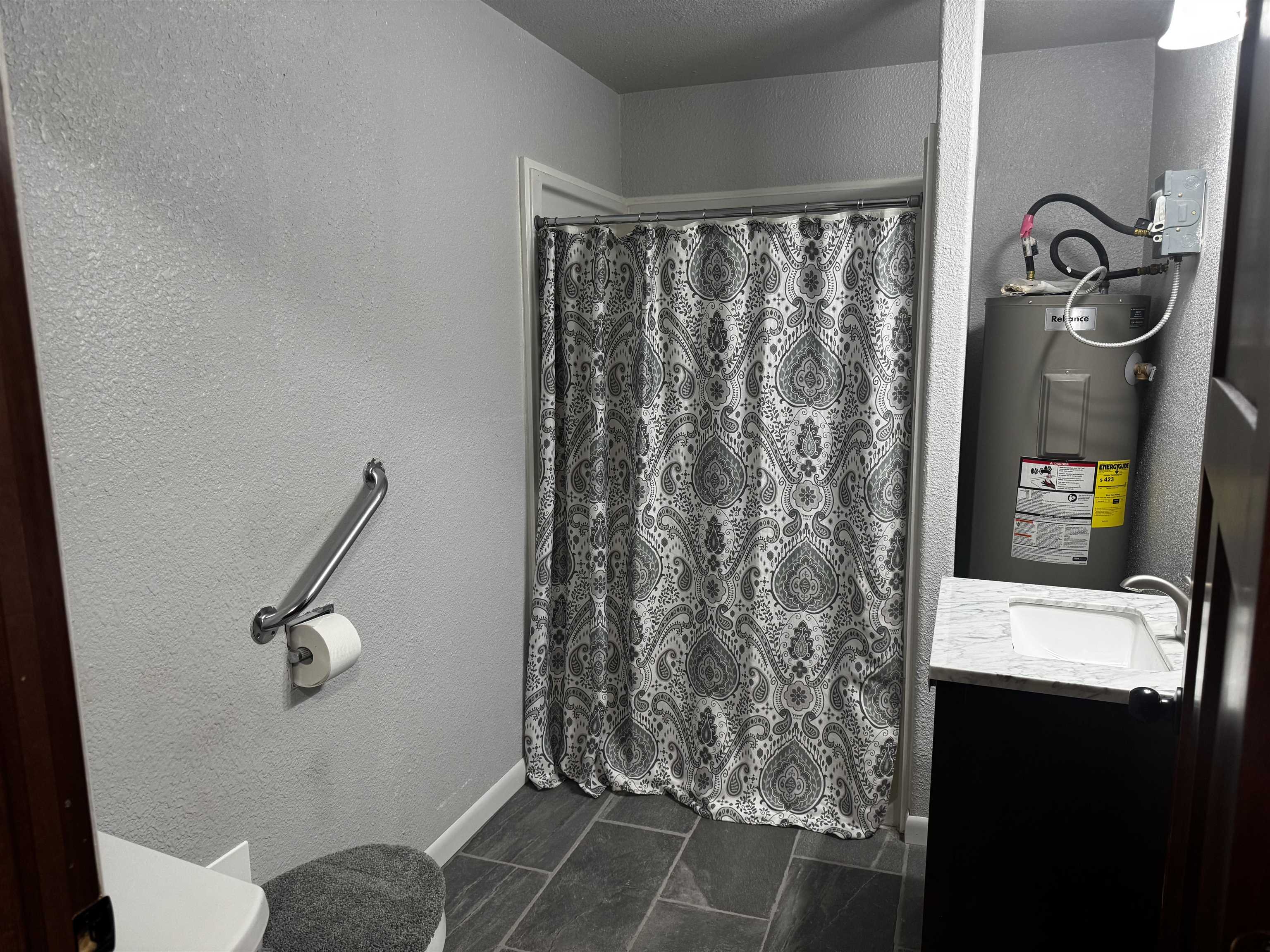 411 W Summit Street Property Photo 9