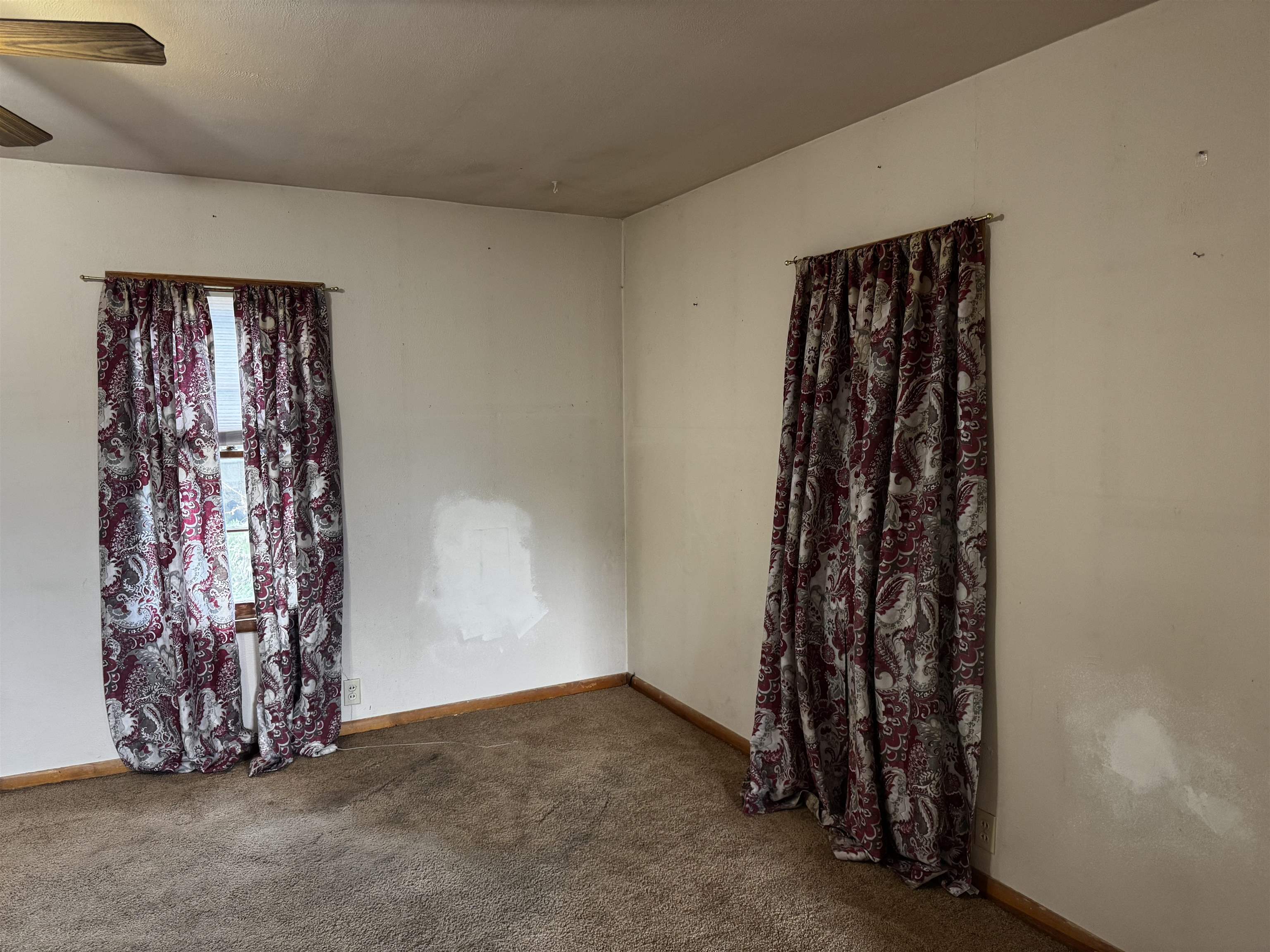 411 W Summit Street Property Photo 15