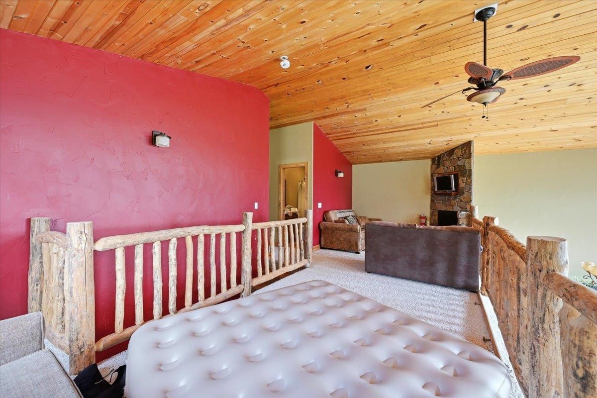 11025 Eagle Trail Property Photo 19