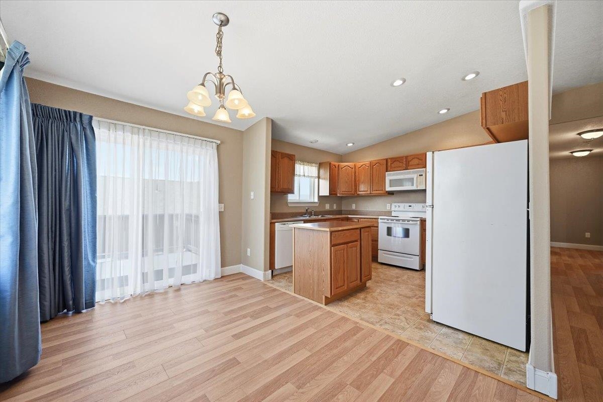 821 Ridgeview Property Photo 6