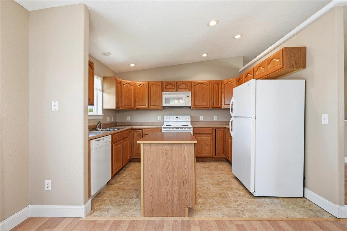 821 Ridgeview Property Photo 7