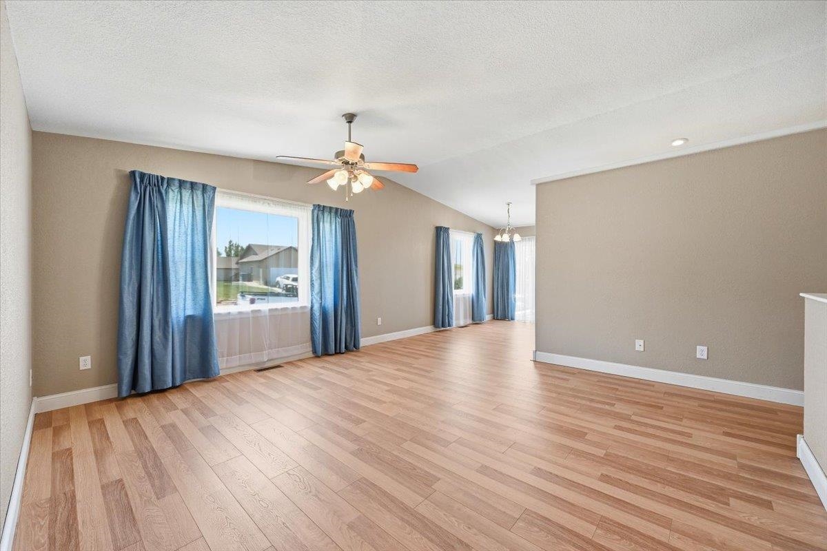 821 Ridgeview Property Photo 11