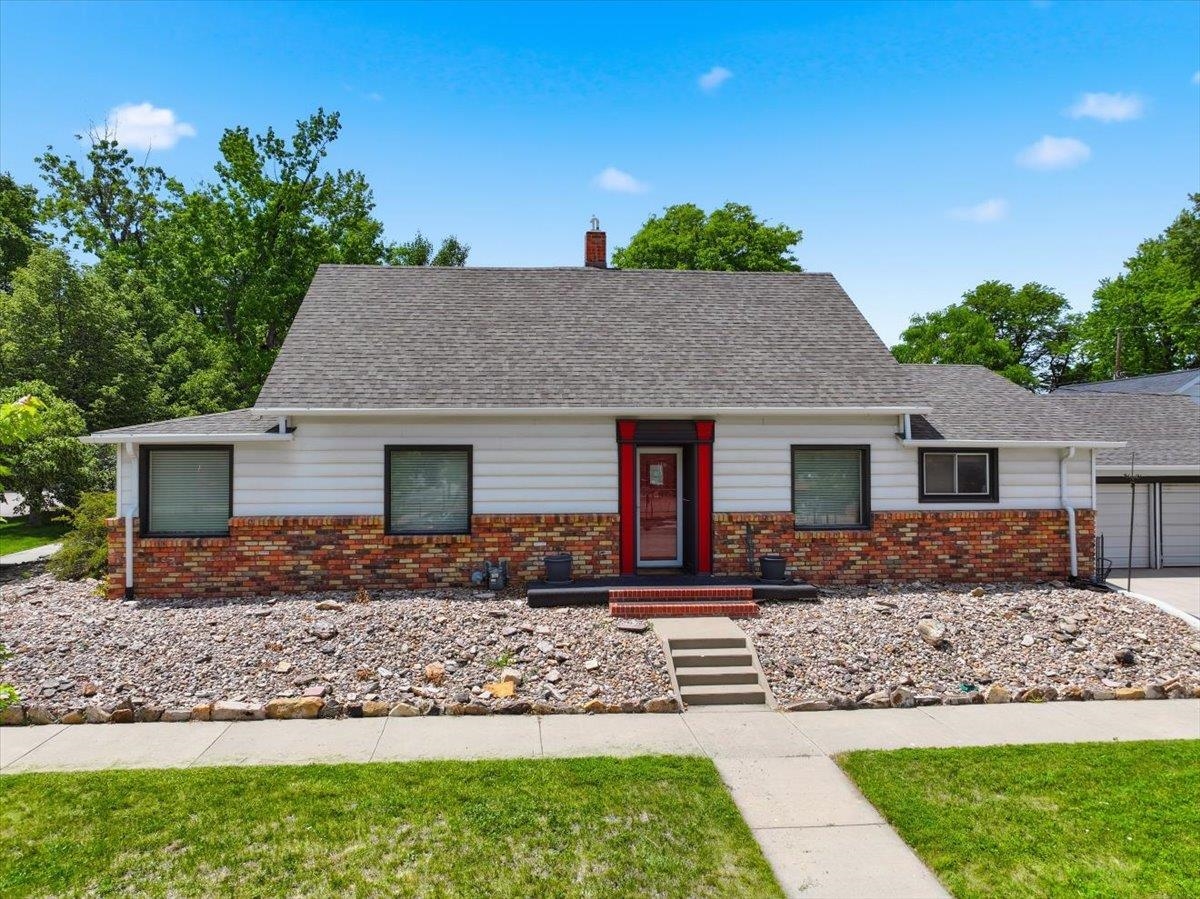 1615 9th Street Property Photo 2
