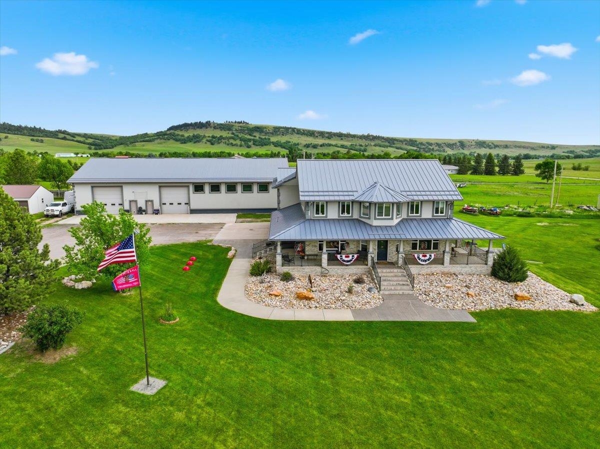 5310 Airport Road Property Photo 1