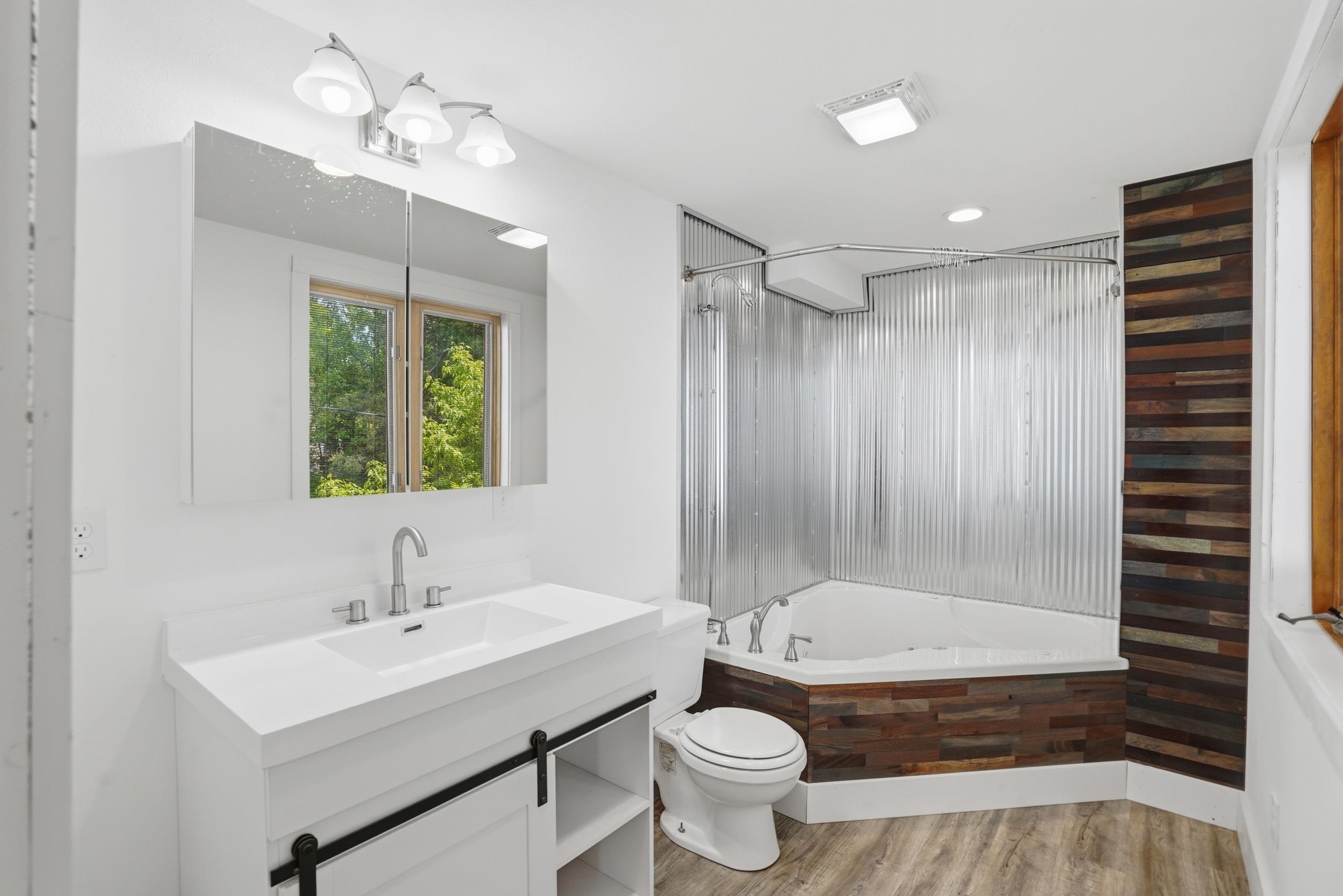 611 Railroad Avenue Property Photo 29