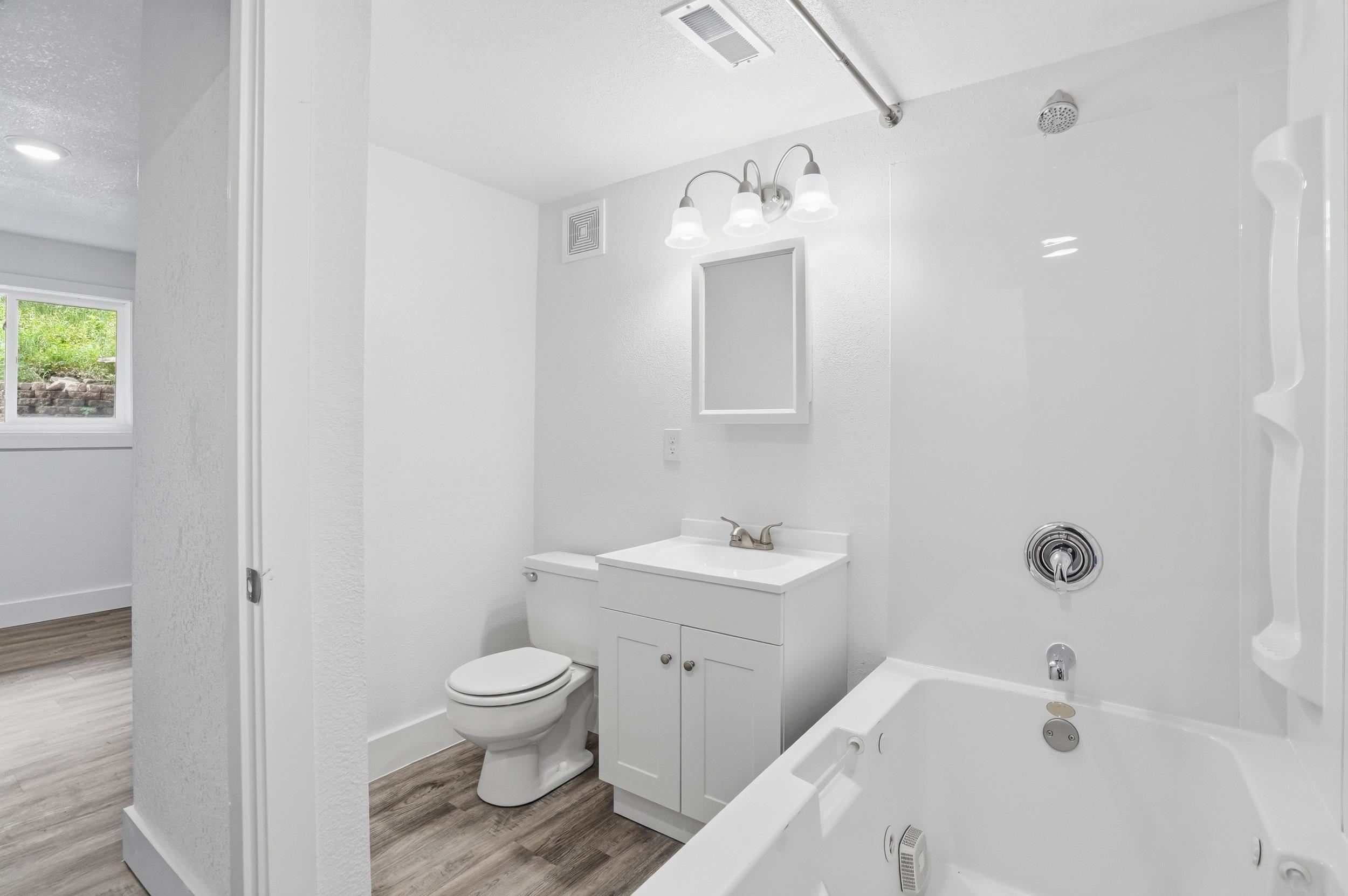 611 Railroad Avenue Property Photo 38