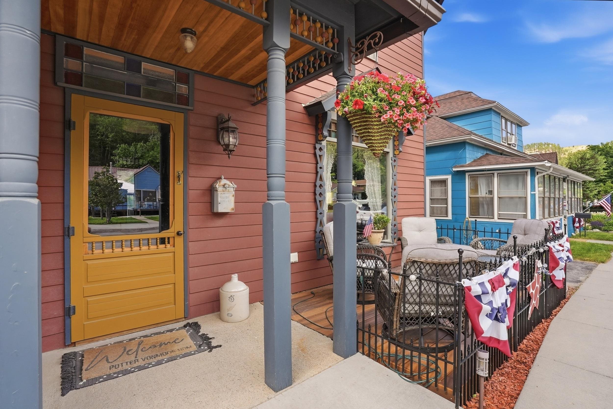 152 Charles Street Property Photo 4