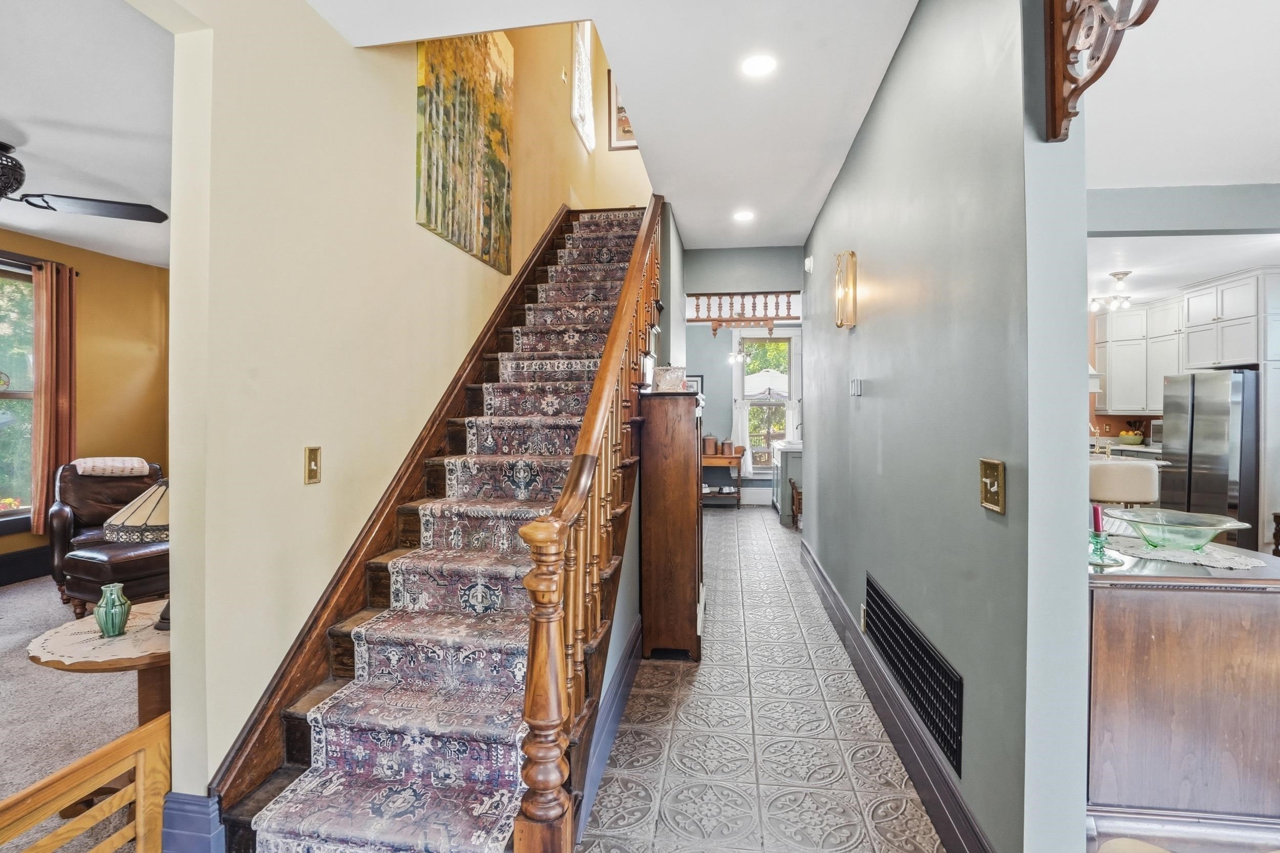 152 Charles Street Property Photo 7