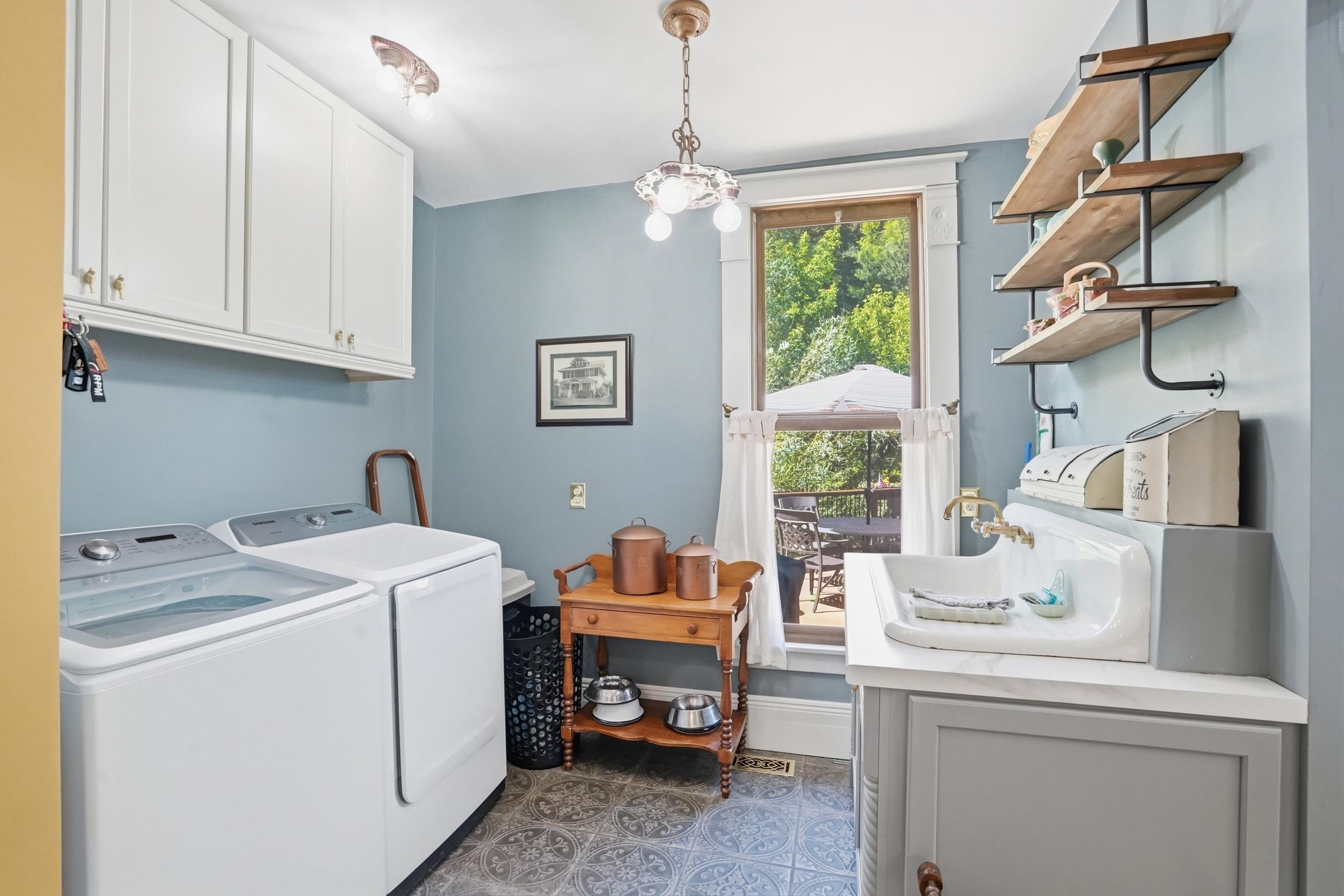 152 Charles Street Property Photo 12
