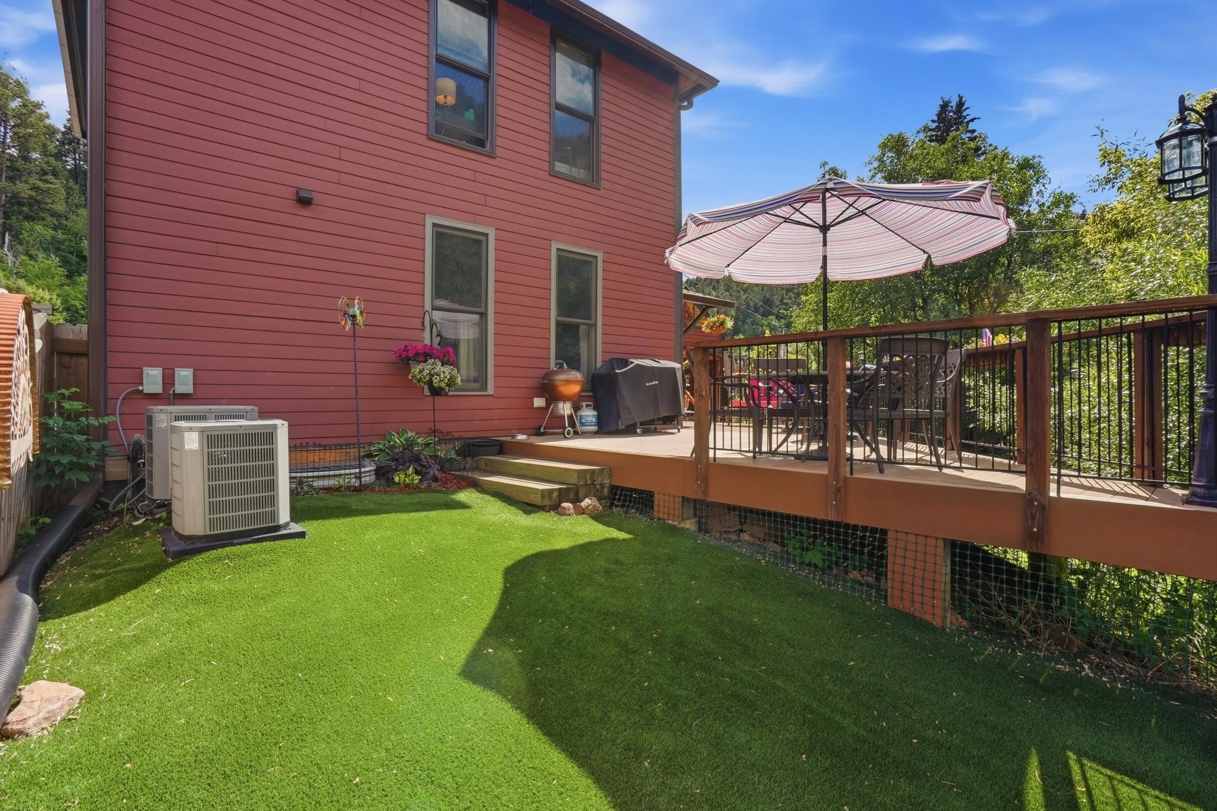 152 Charles Street Property Photo 35