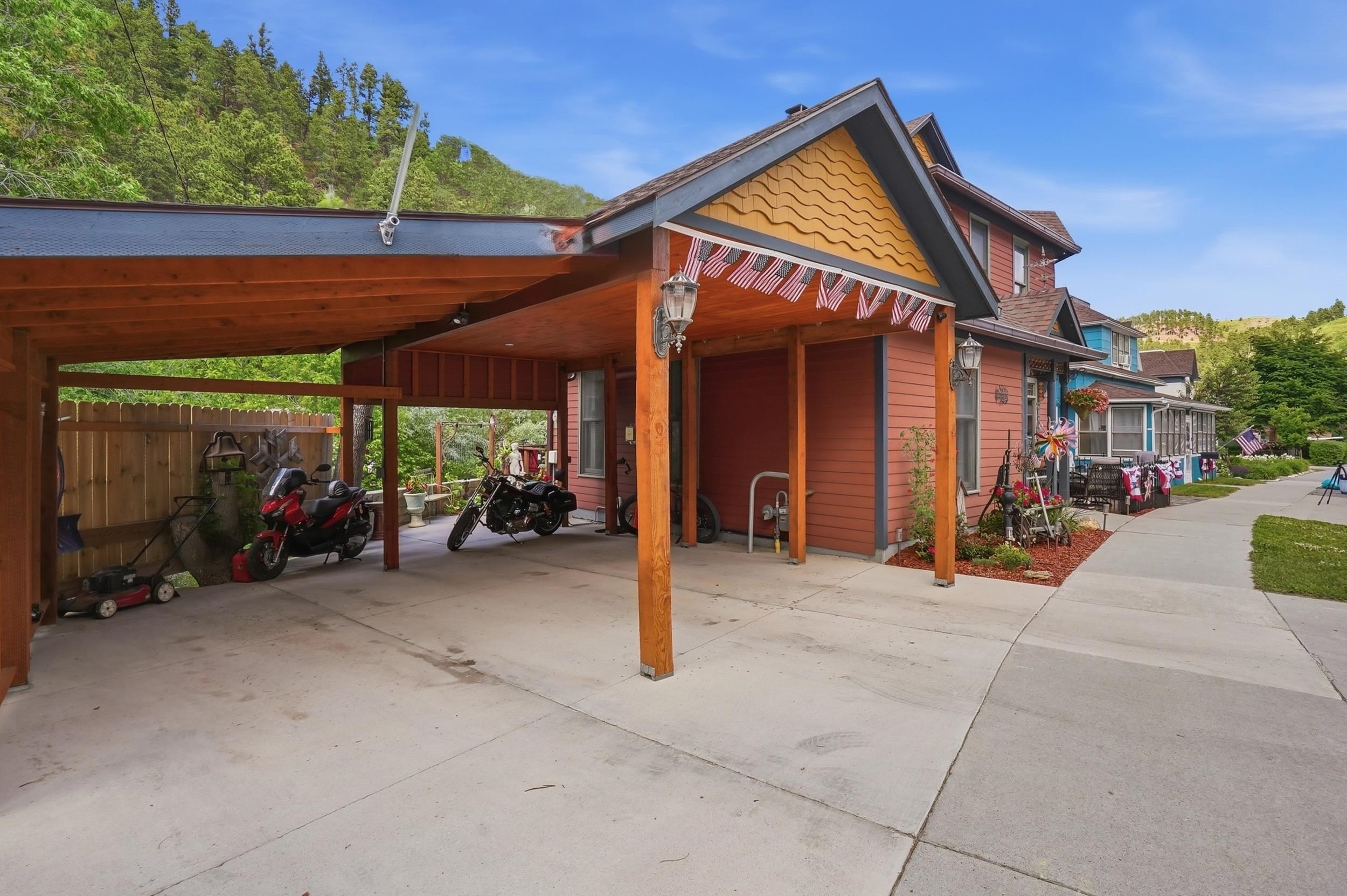 152 Charles Street Property Photo 38