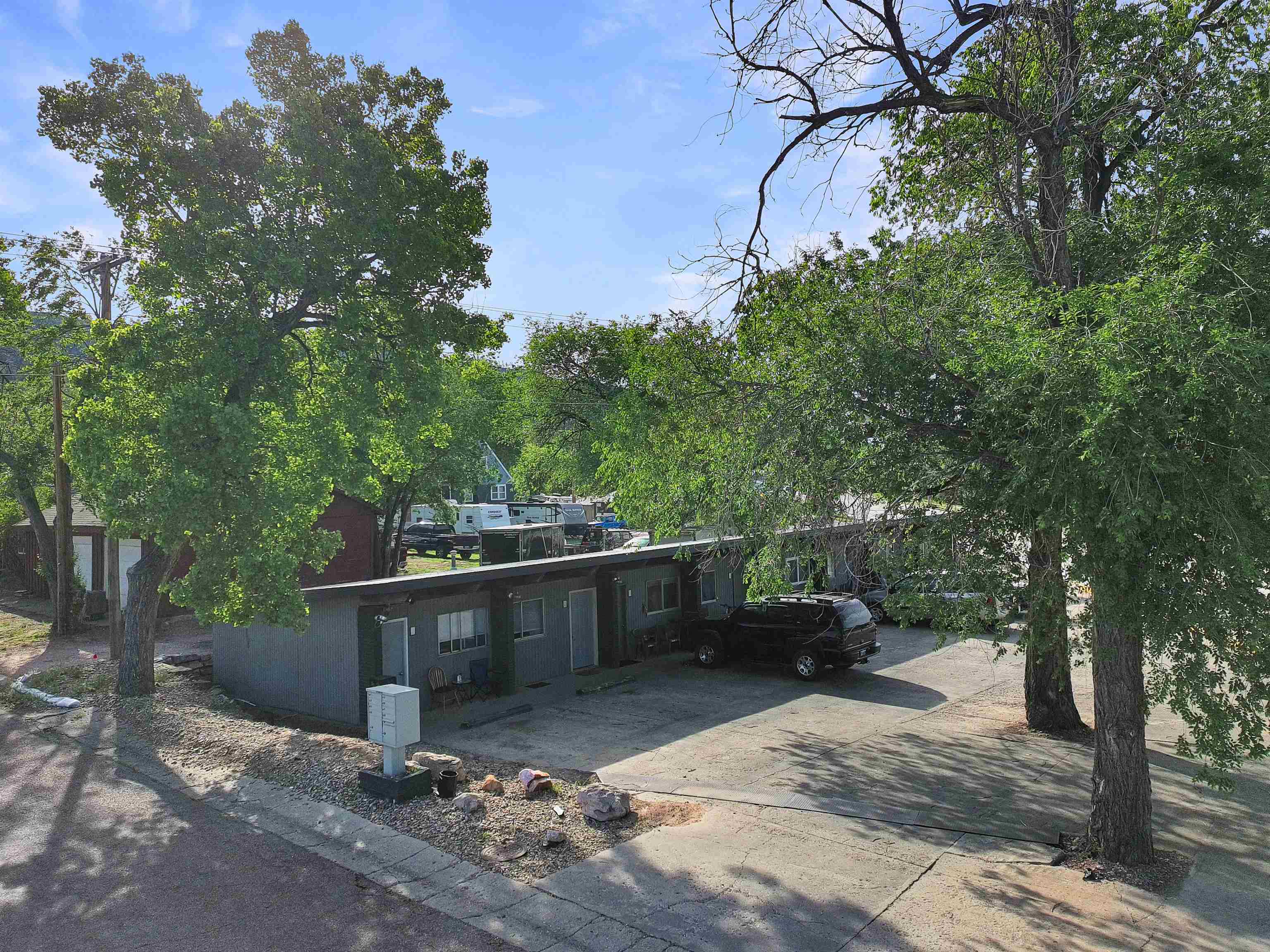 603 Jensen Highway Property Photo 7