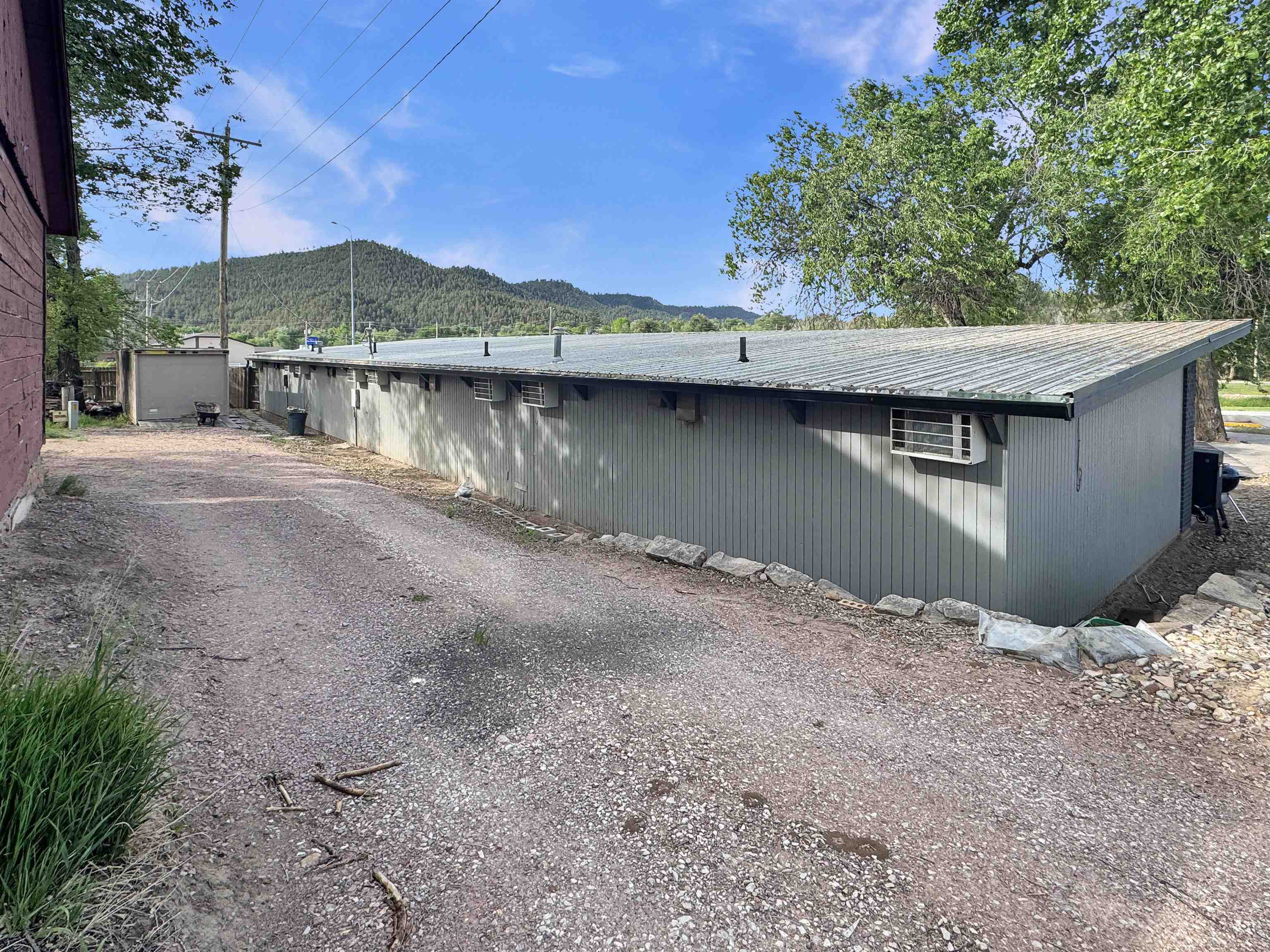 603 Jensen Highway Property Photo 9