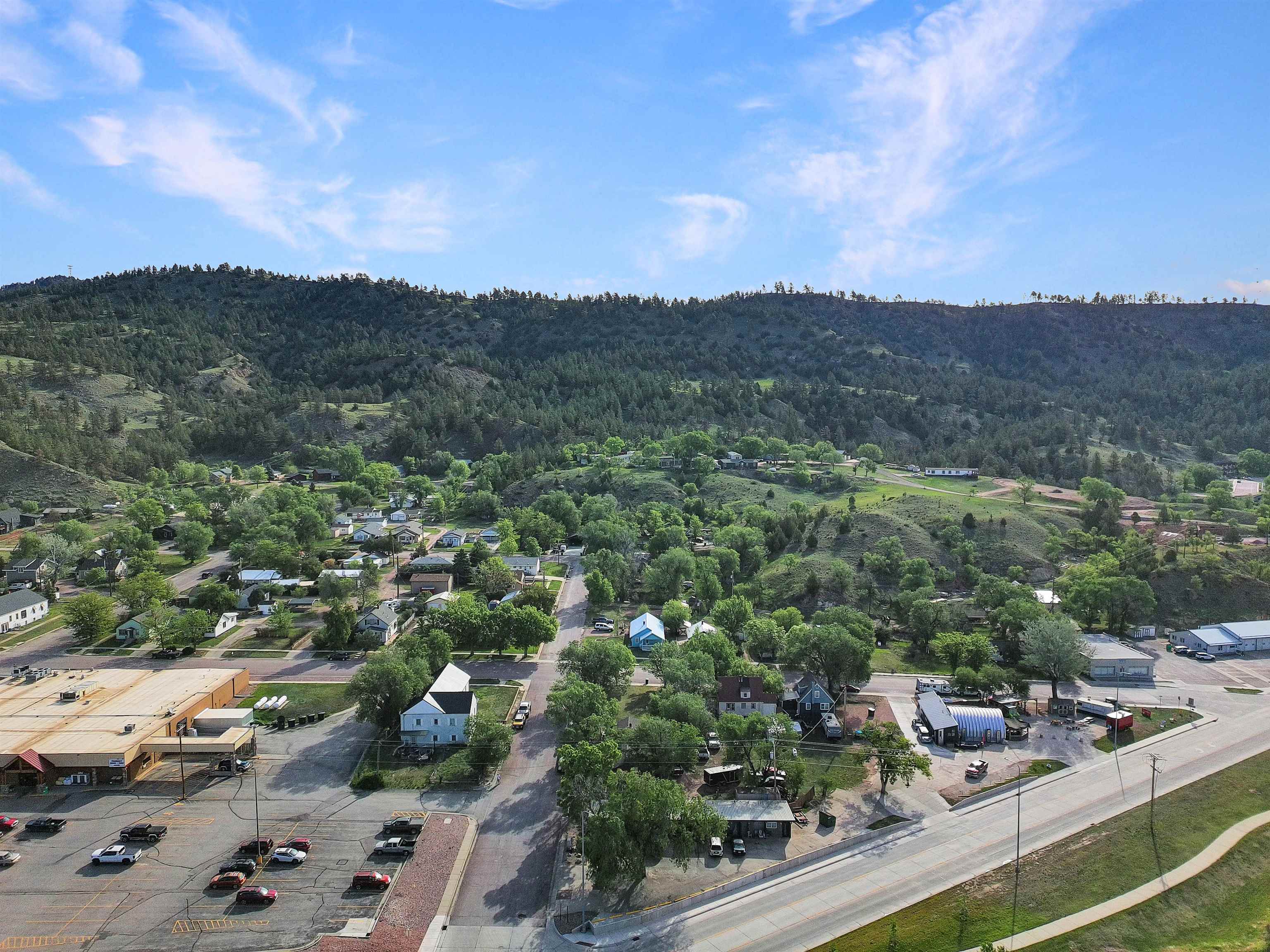 603 Jensen Highway Property Photo 14