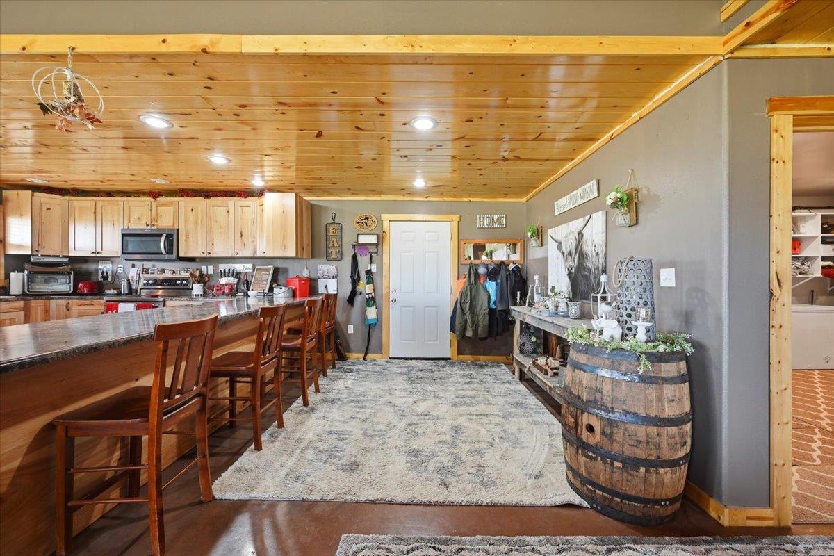 12565 Bighorn Road Property Photo 6