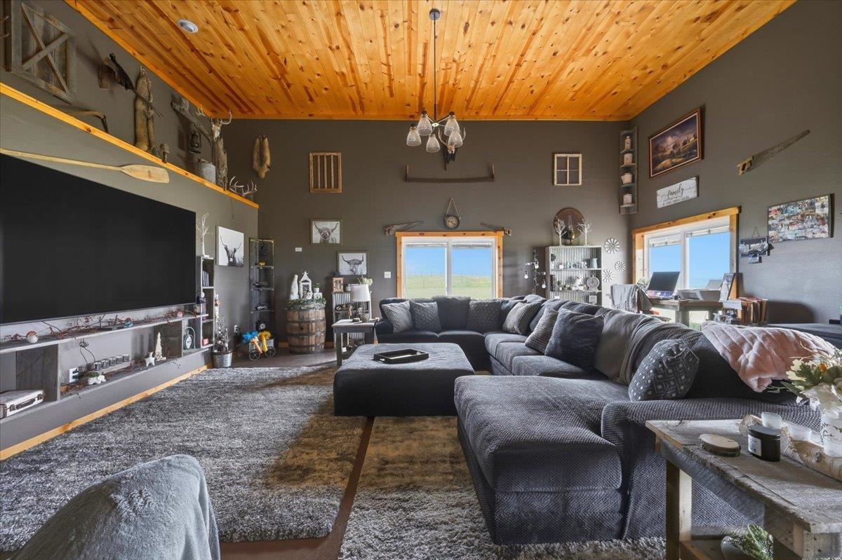 12565 Bighorn Road Property Photo 12
