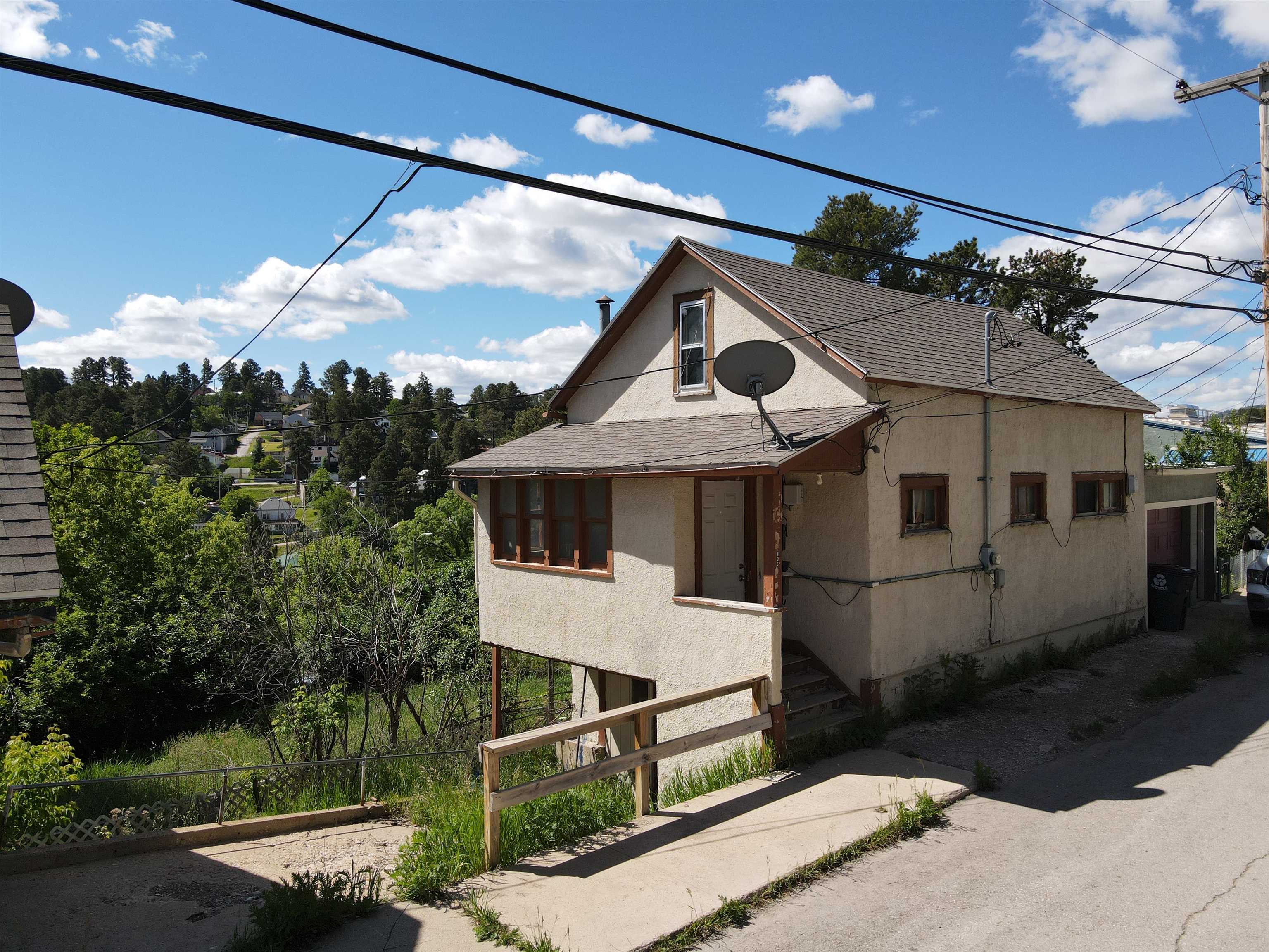 802 Miners Avenue Property Photo 3