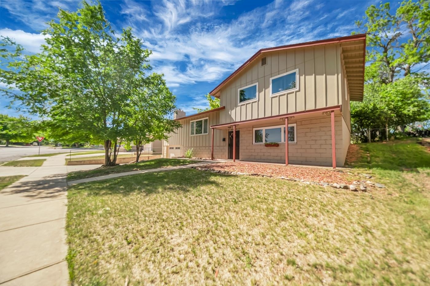 3902 Brookside Drive Property Photo 1