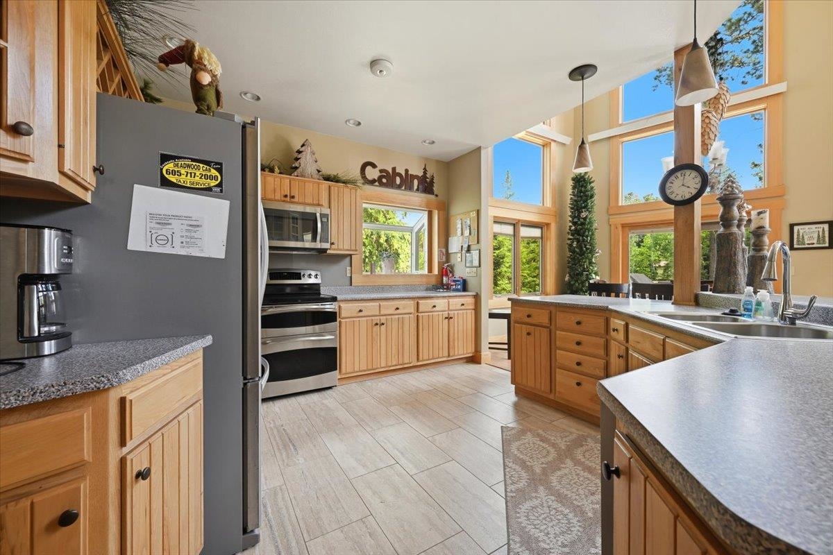 11200 Birch Drive Property Photo 4